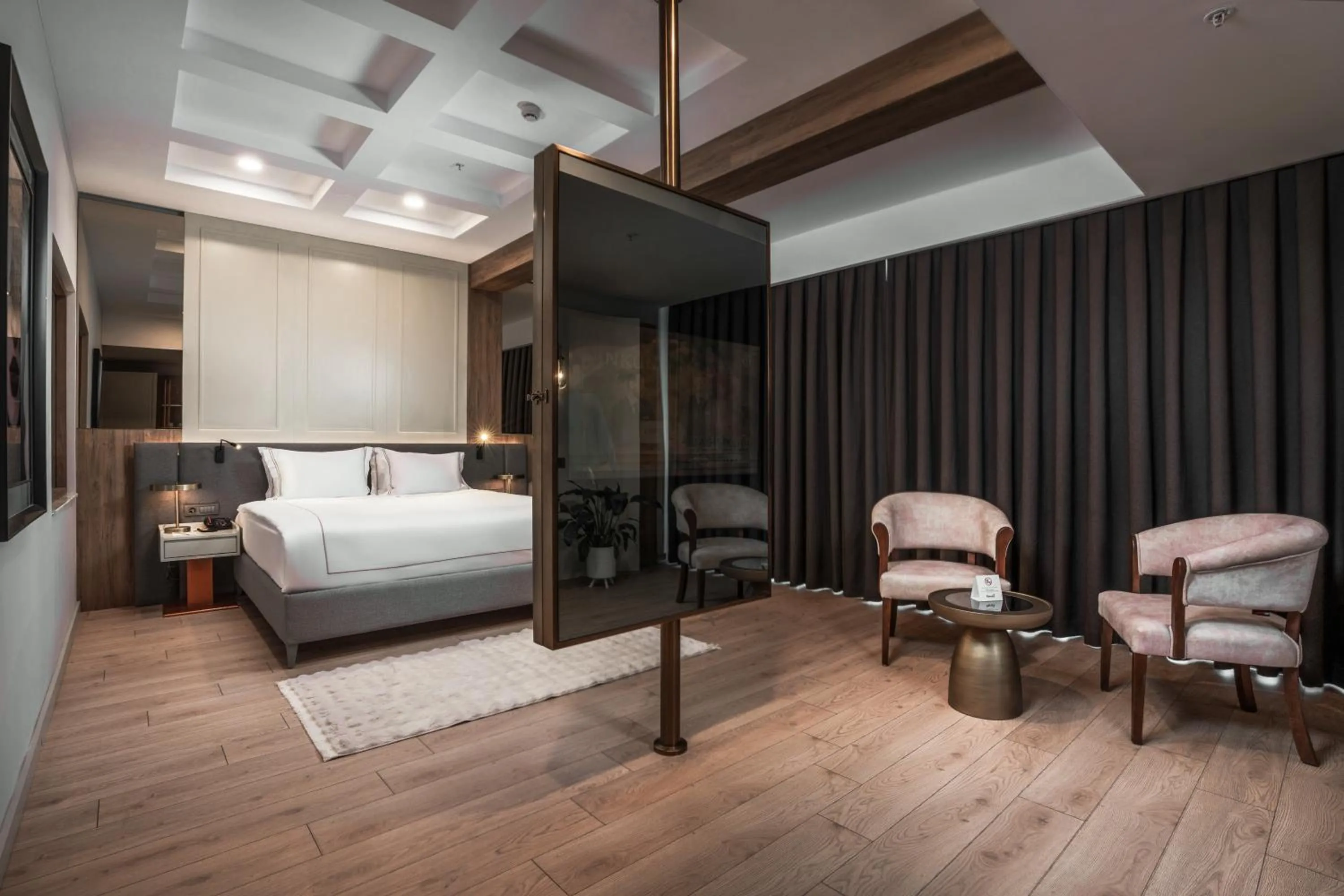 Bedroom, Bed in RENEX HOTELS