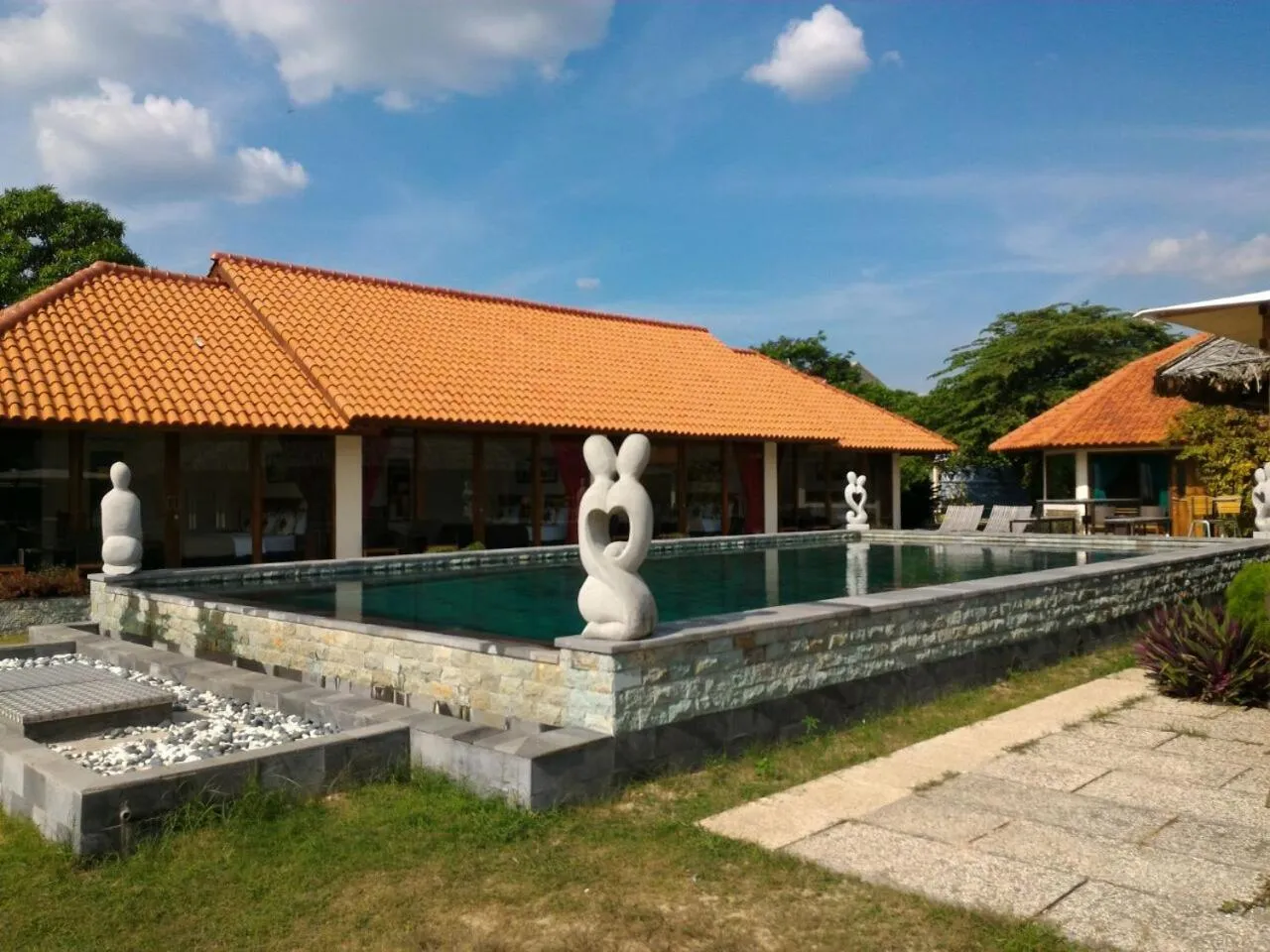 Swimming pool in Jepara Marina Beach Bungalows