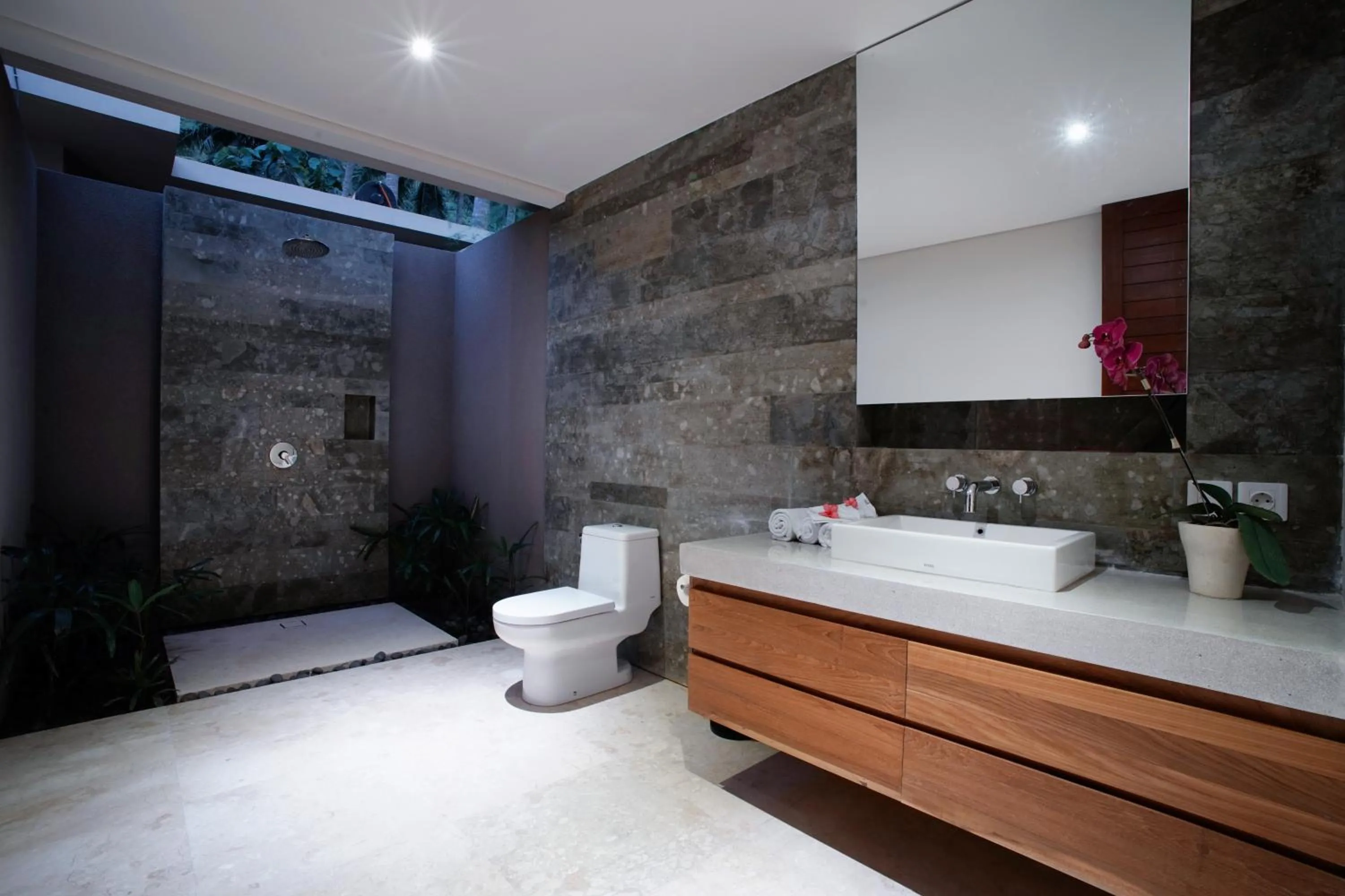 Bathroom in Bale Mandala Villas