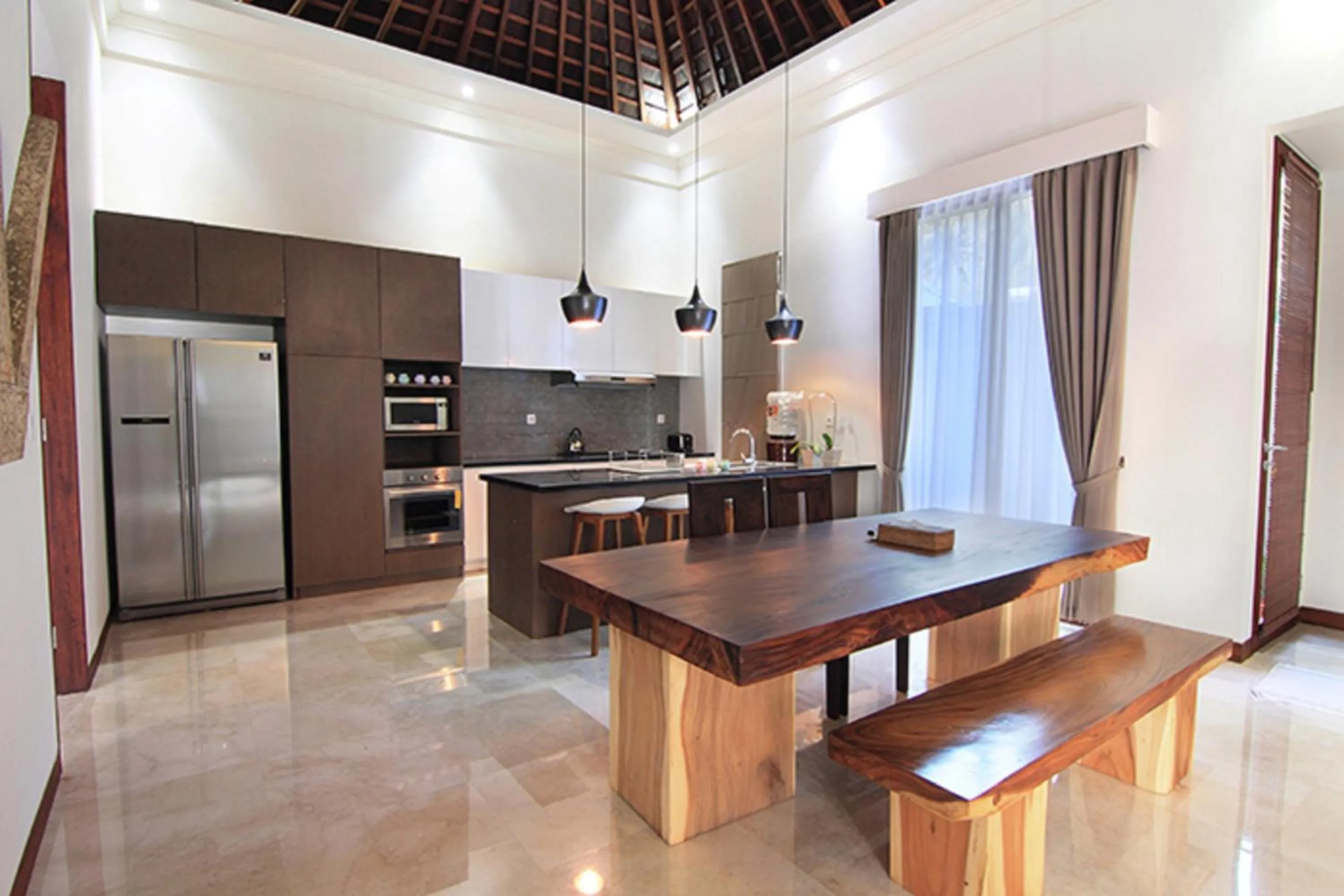 Kitchen or kitchenette in Bale Mandala Villas