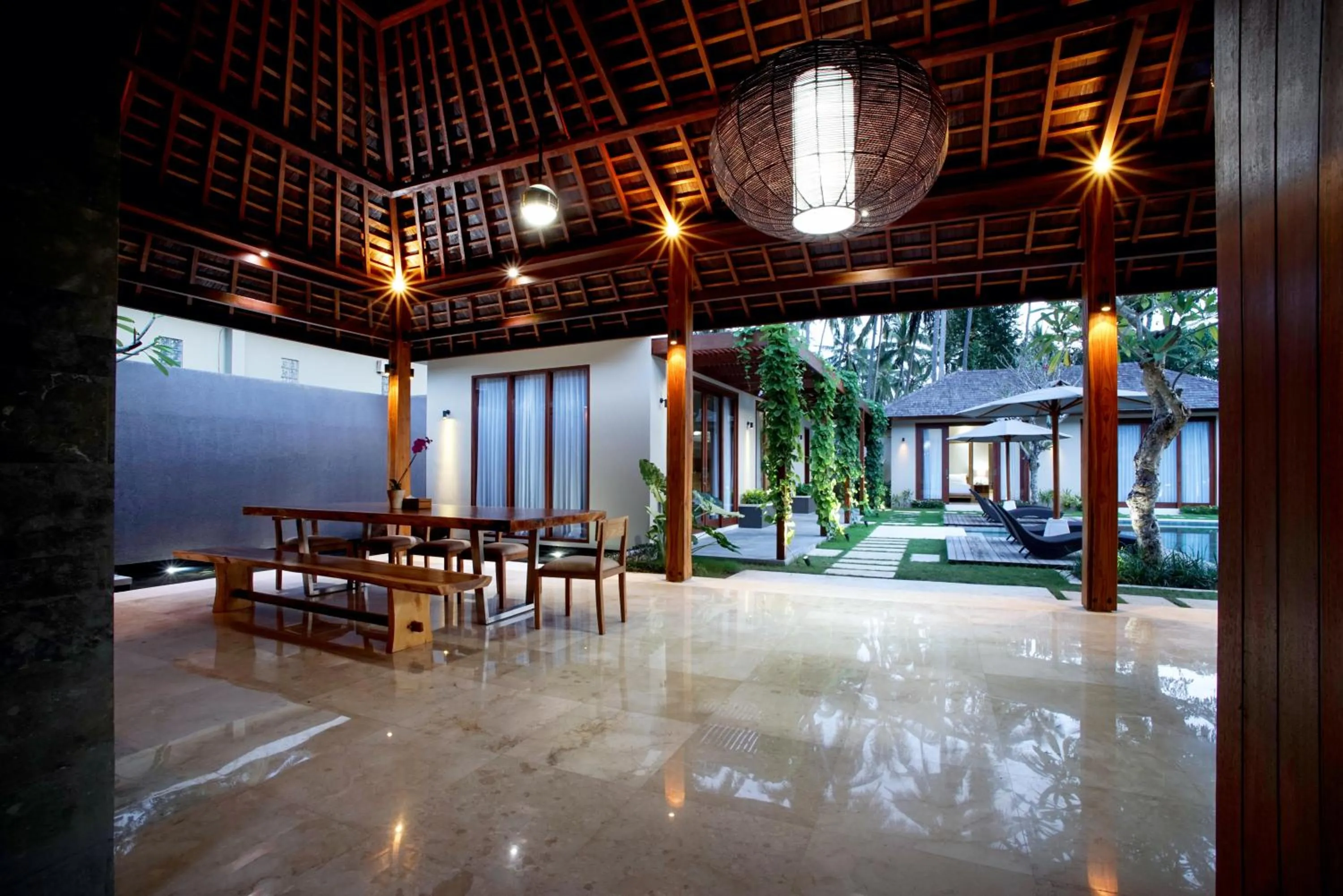 Dining area in Bale Mandala Villas