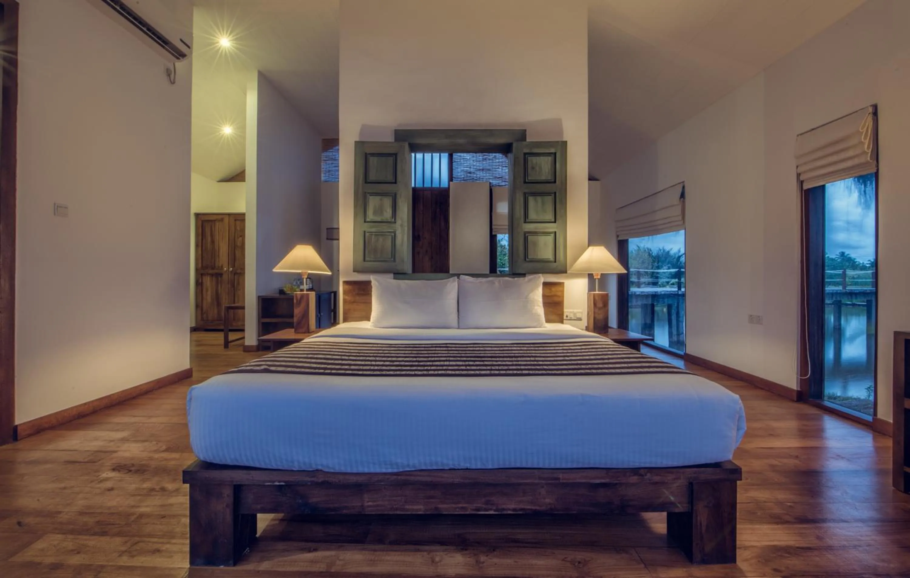 Bed in Suriya Resort