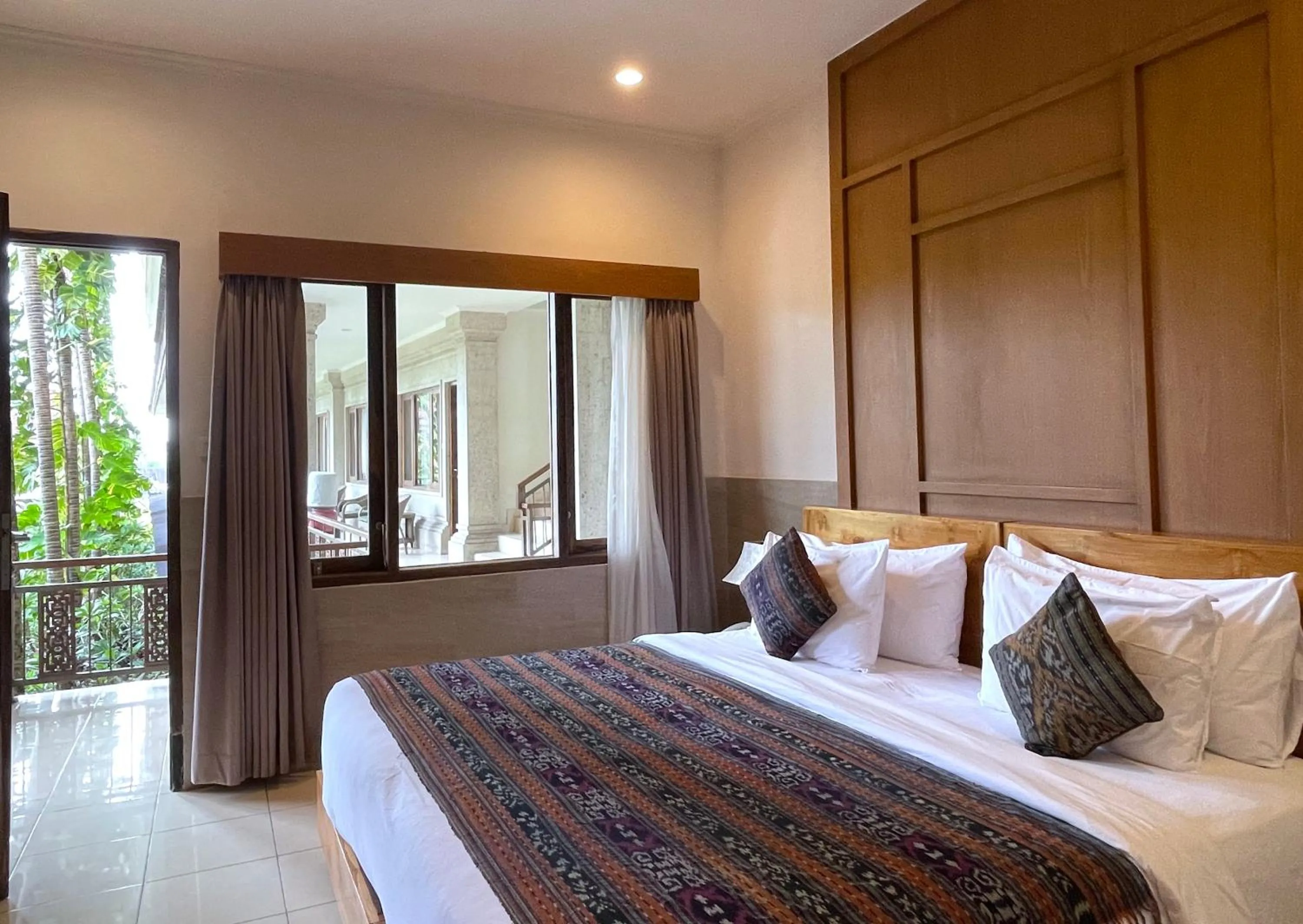 Bed in Om Ham Retreat and Resort