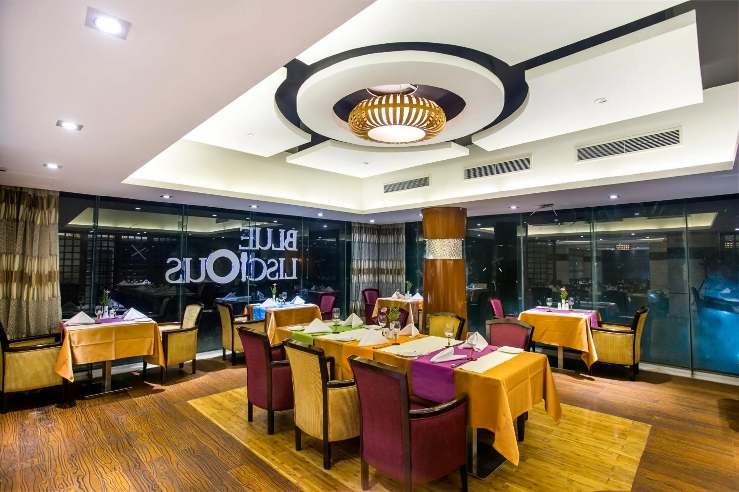 Restaurant/places to eat in Bengal Blueberry