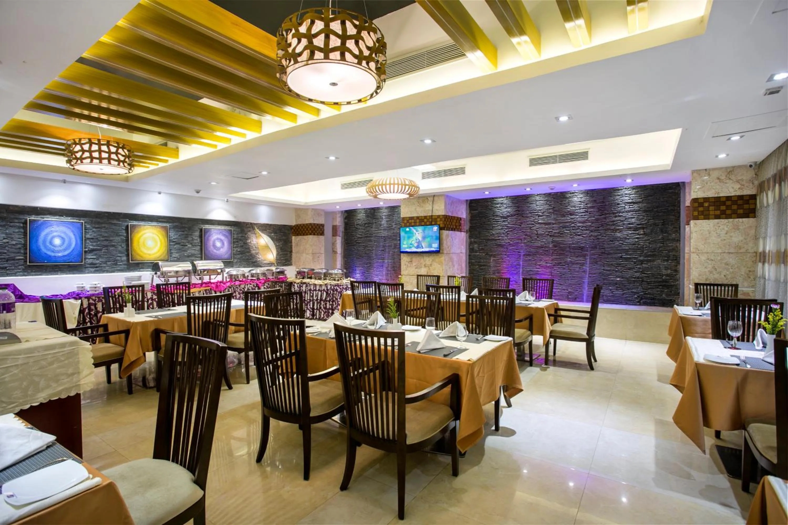 Restaurant/places to eat in Bengal Blueberry