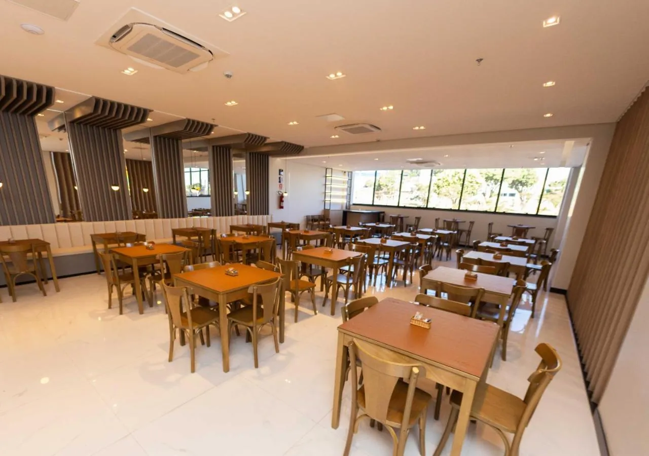 Restaurant/places to eat in Rota 44 Hotel