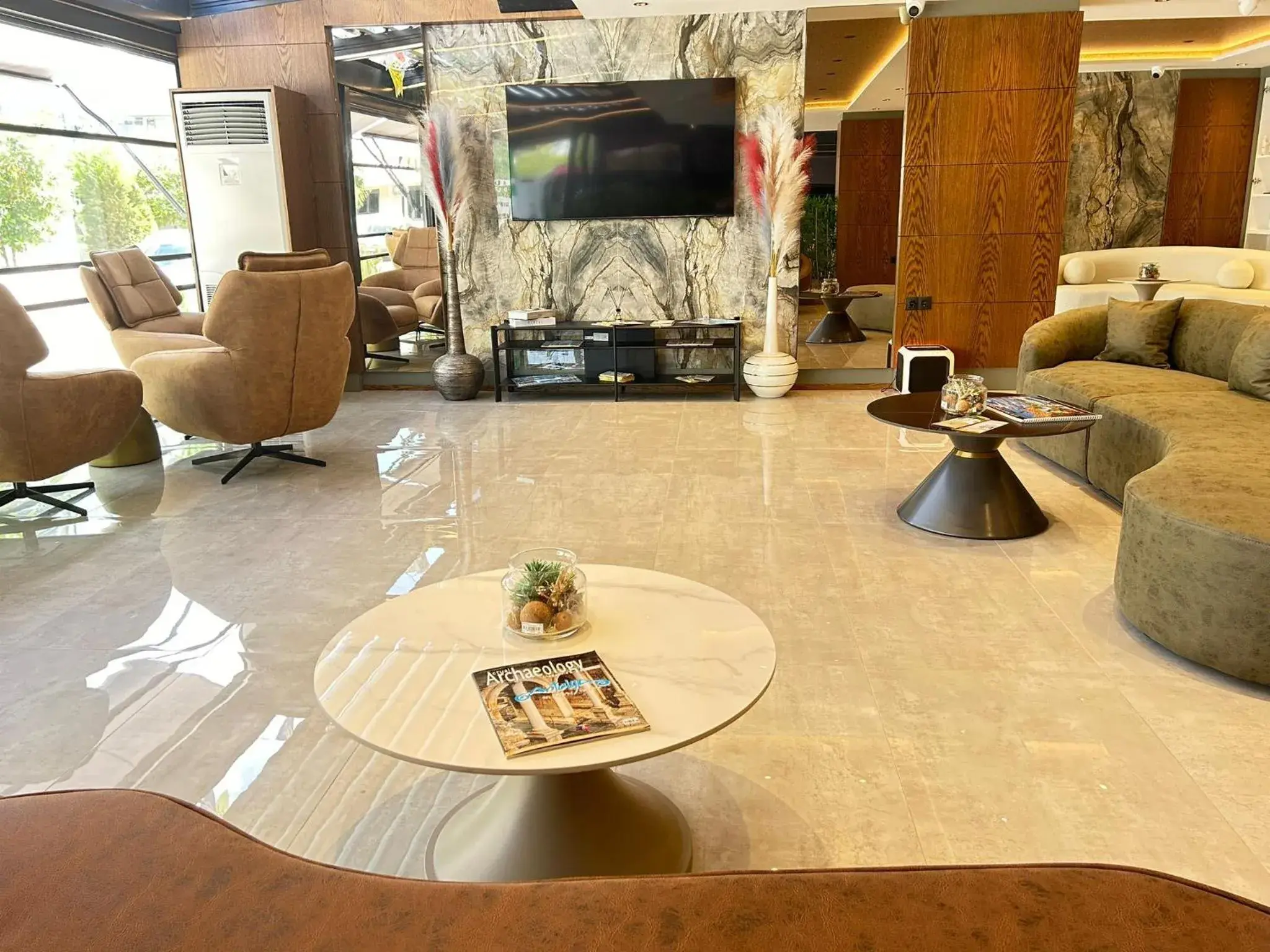 Lobby or reception in Sam Hotel Lobby or reception in Sam Hotel