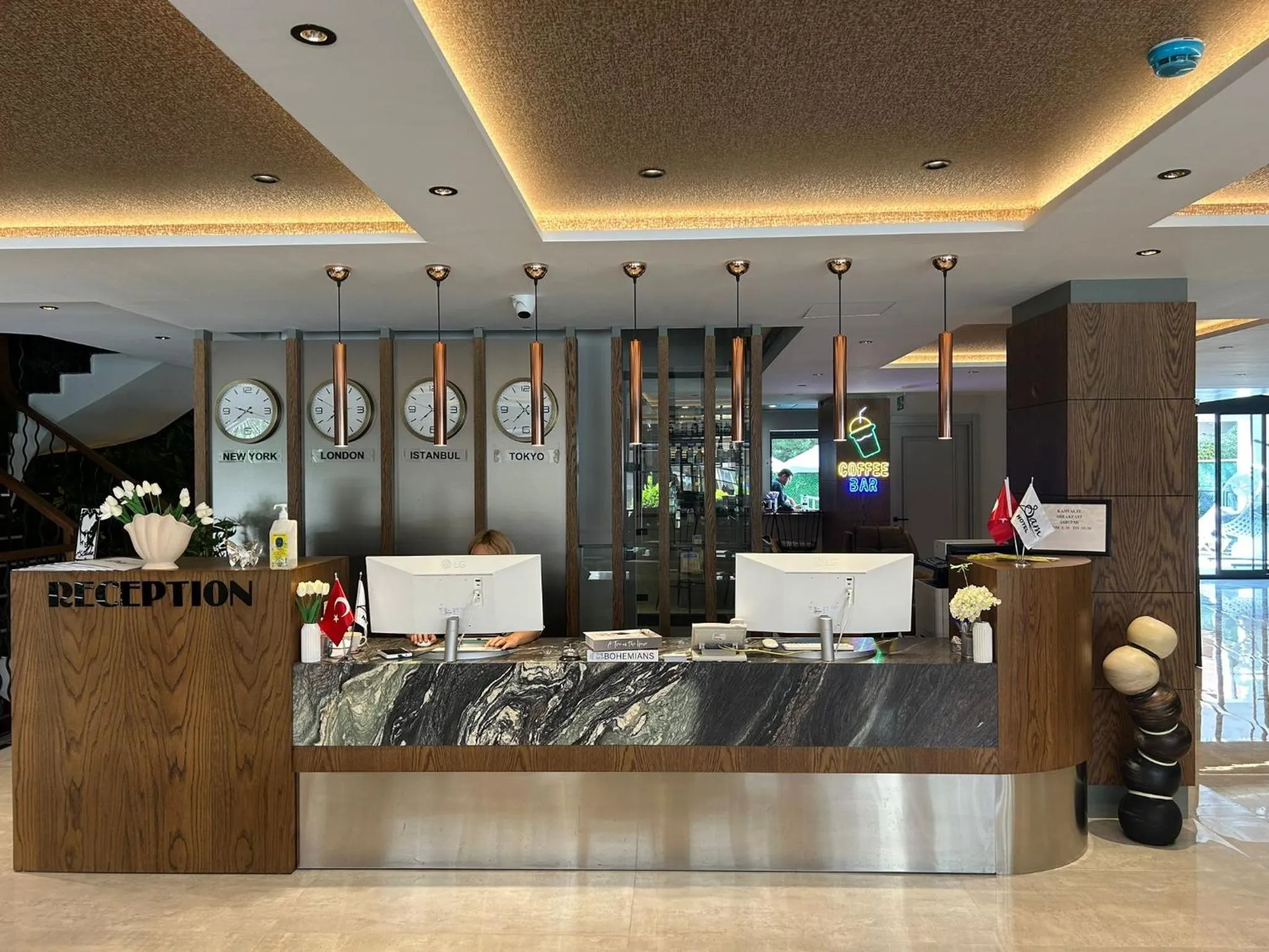 Lobby or reception in Sam Hotel