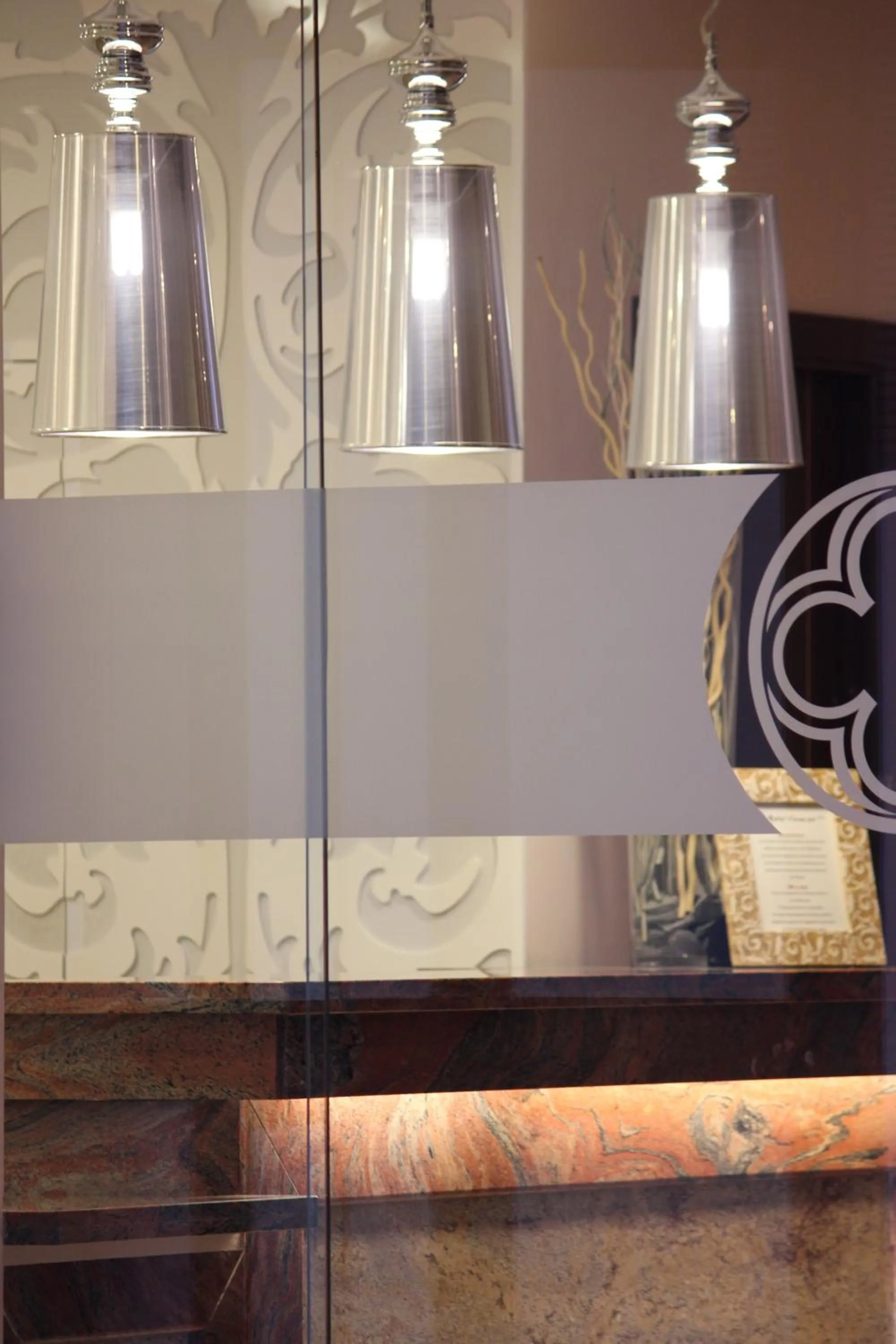 Facade/entrance in Hotel Venecia