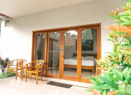 Srinadi Guest House Lovina
