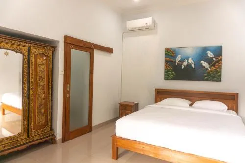 Srinadi Guest House Lovina
