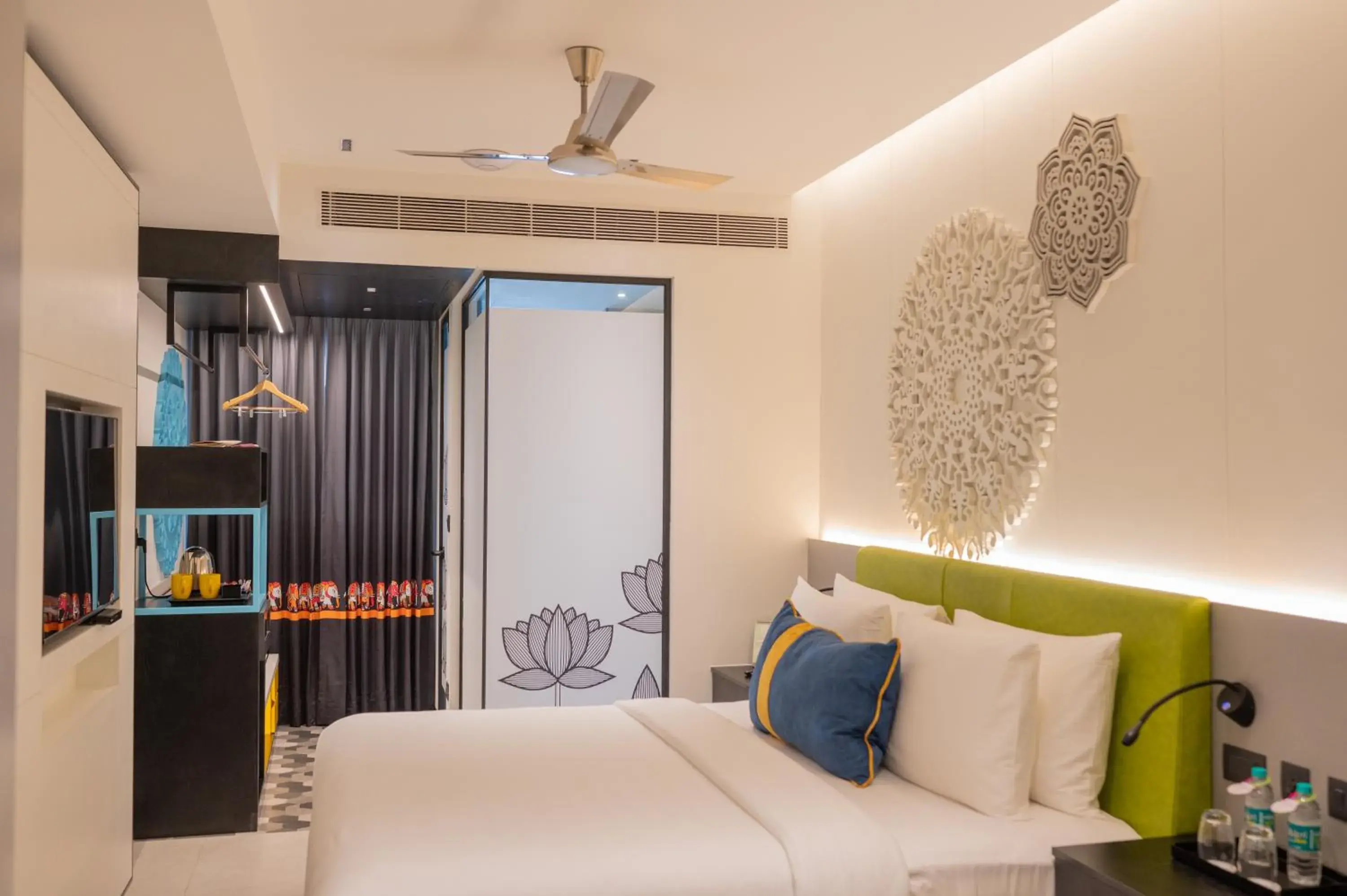 Photo of the whole room, Bed in ZIBE Luxe Kakinada by GRT Hotels Photo of the whole room, Bed in ZIBE Luxe Kakinada by GRT Hotels