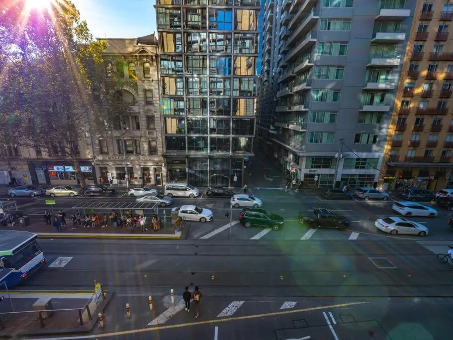 Luxury Suite On Flinders Street