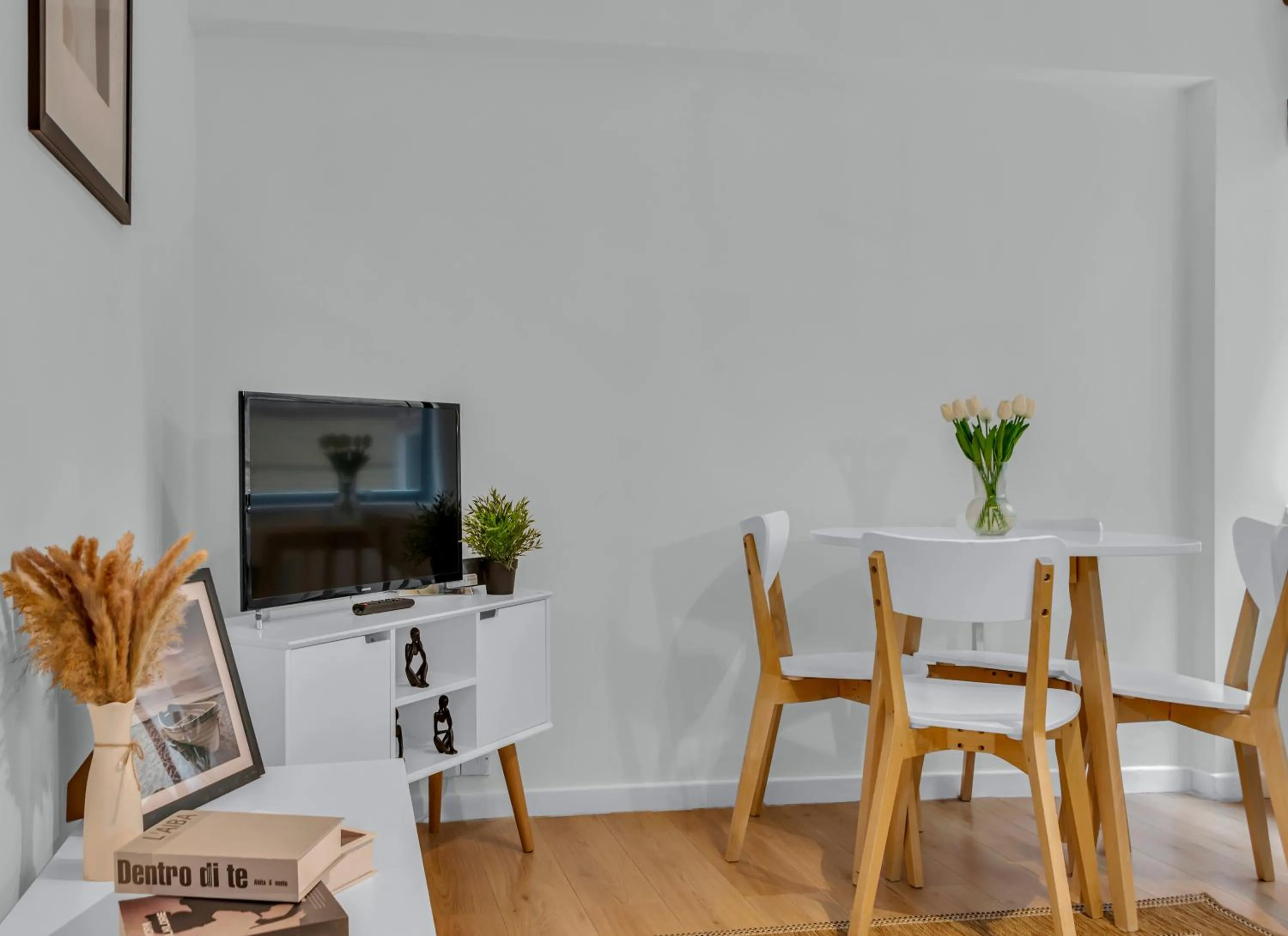 MySquare Mansion House Apartment Queens Quay