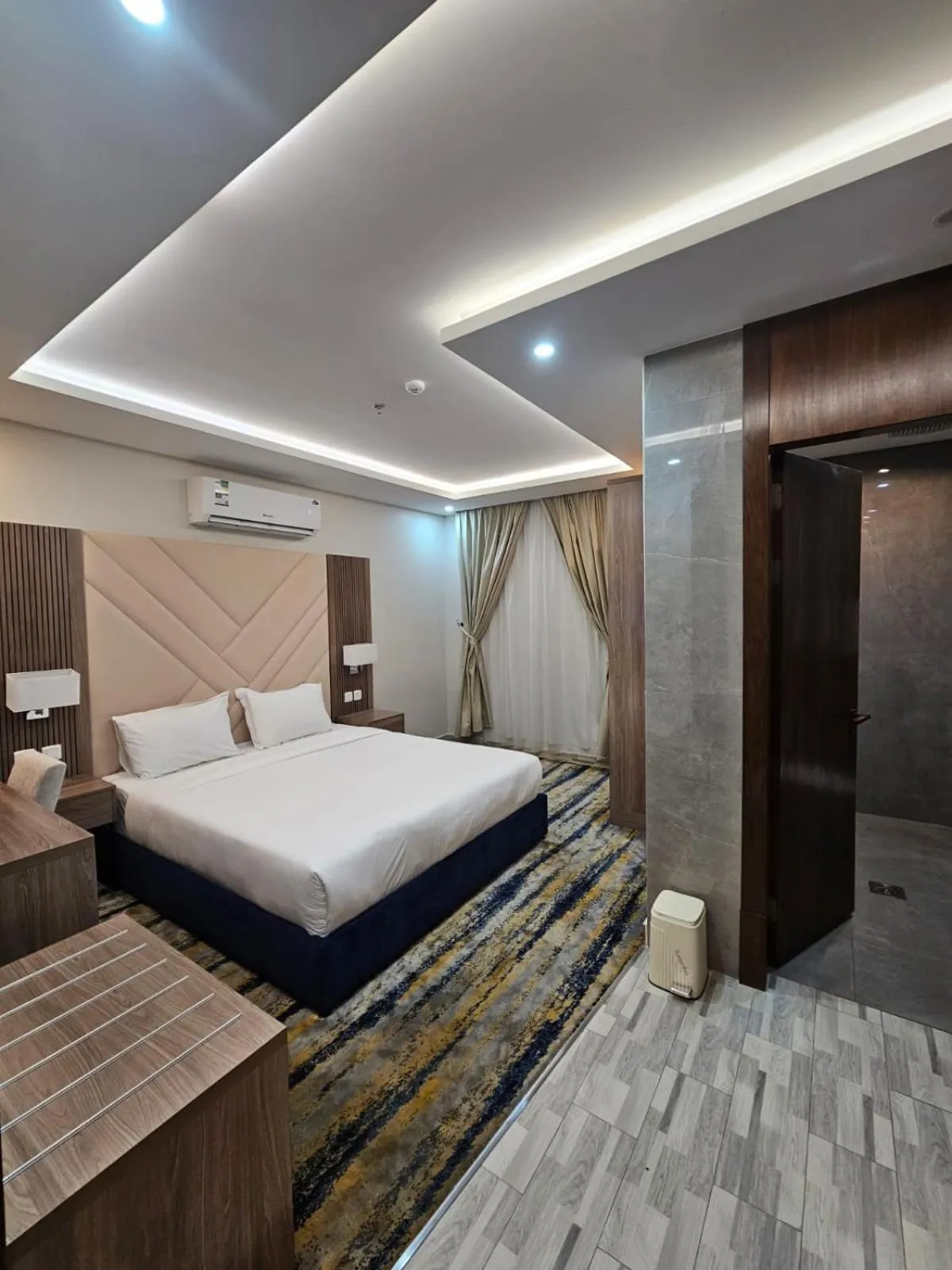 Bed in Emmar Al Dyar