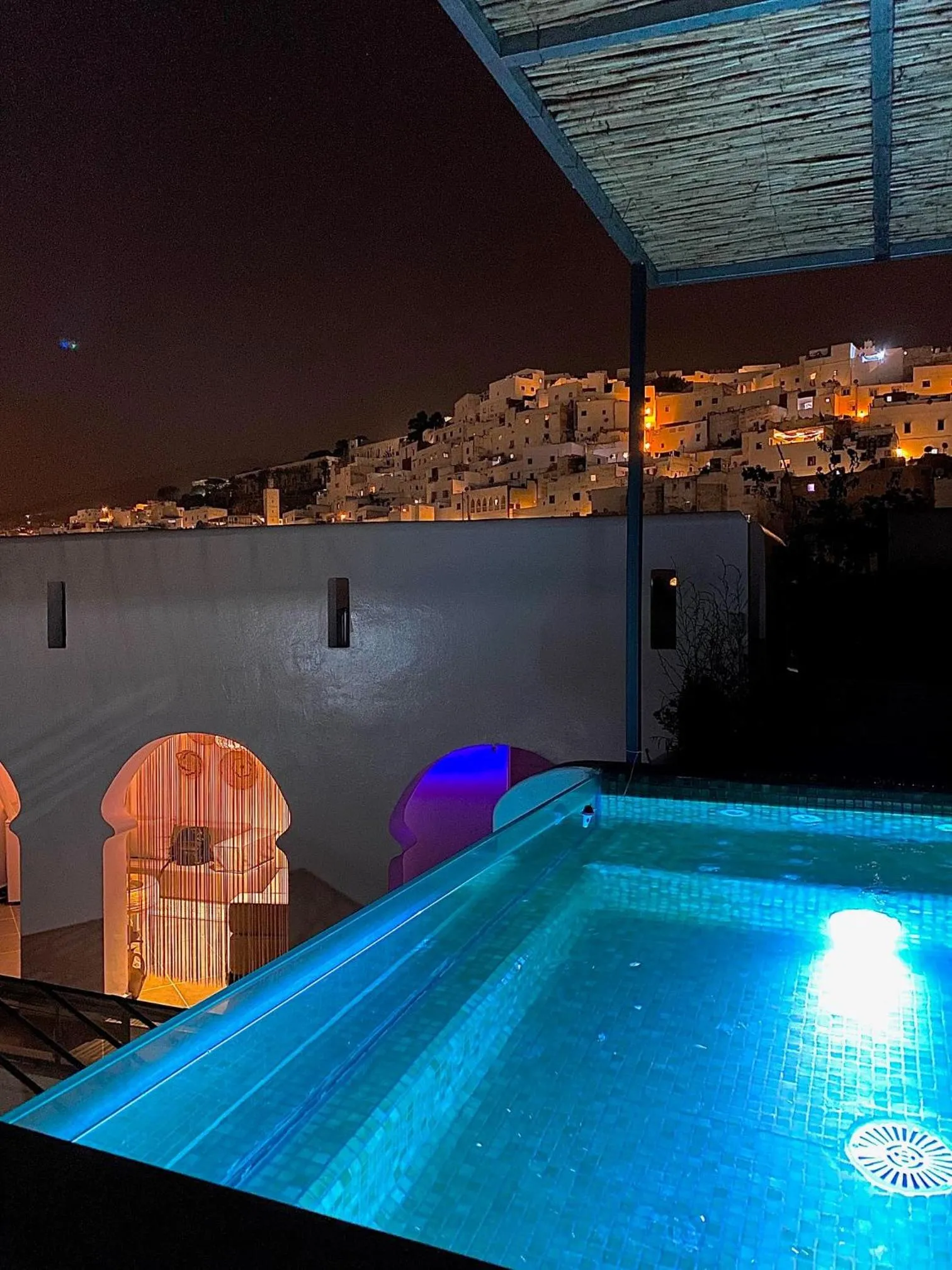 Hot Tub in Riad Aziman