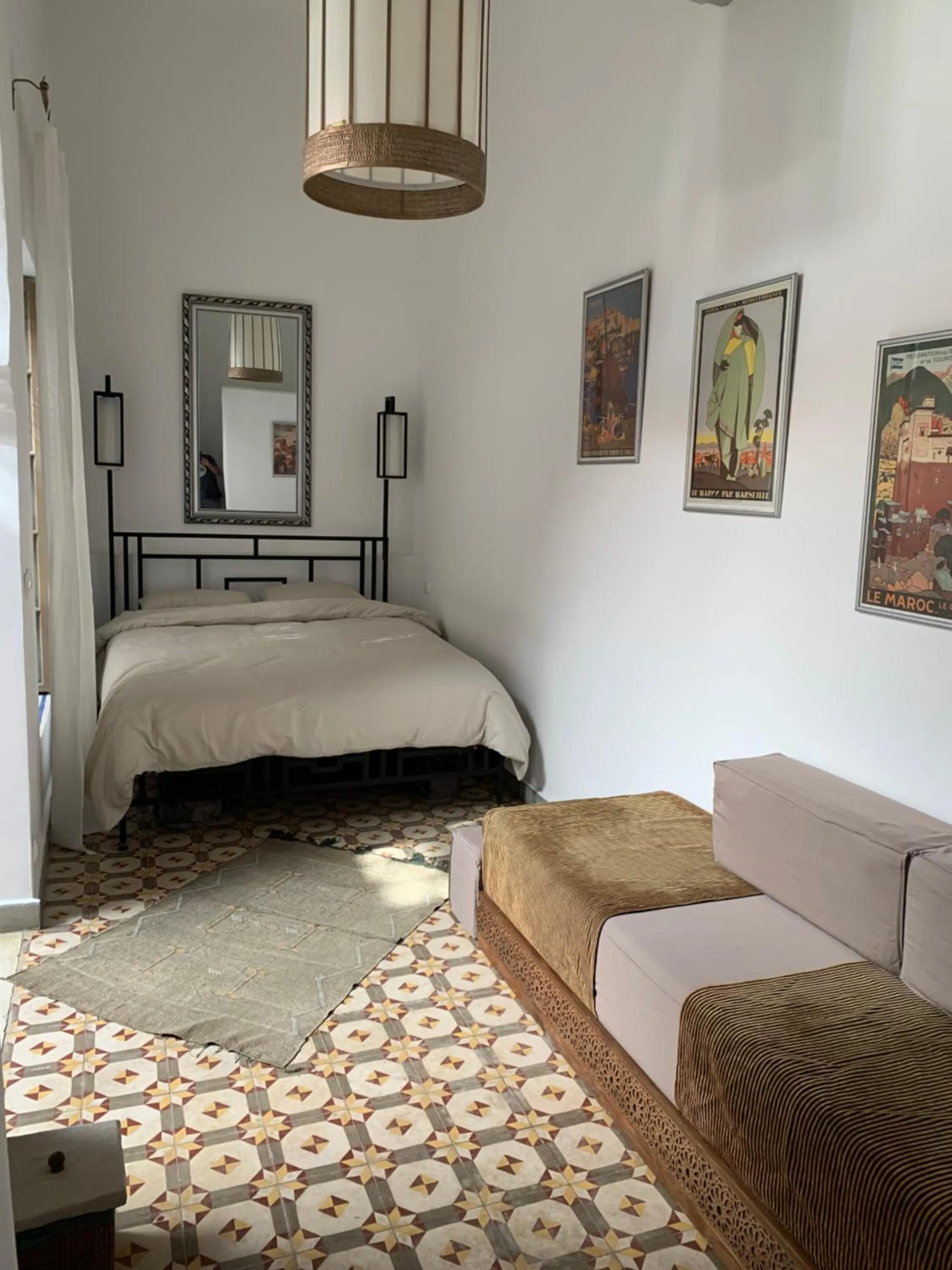 Photo of the whole room, Bed in Riad Aziman