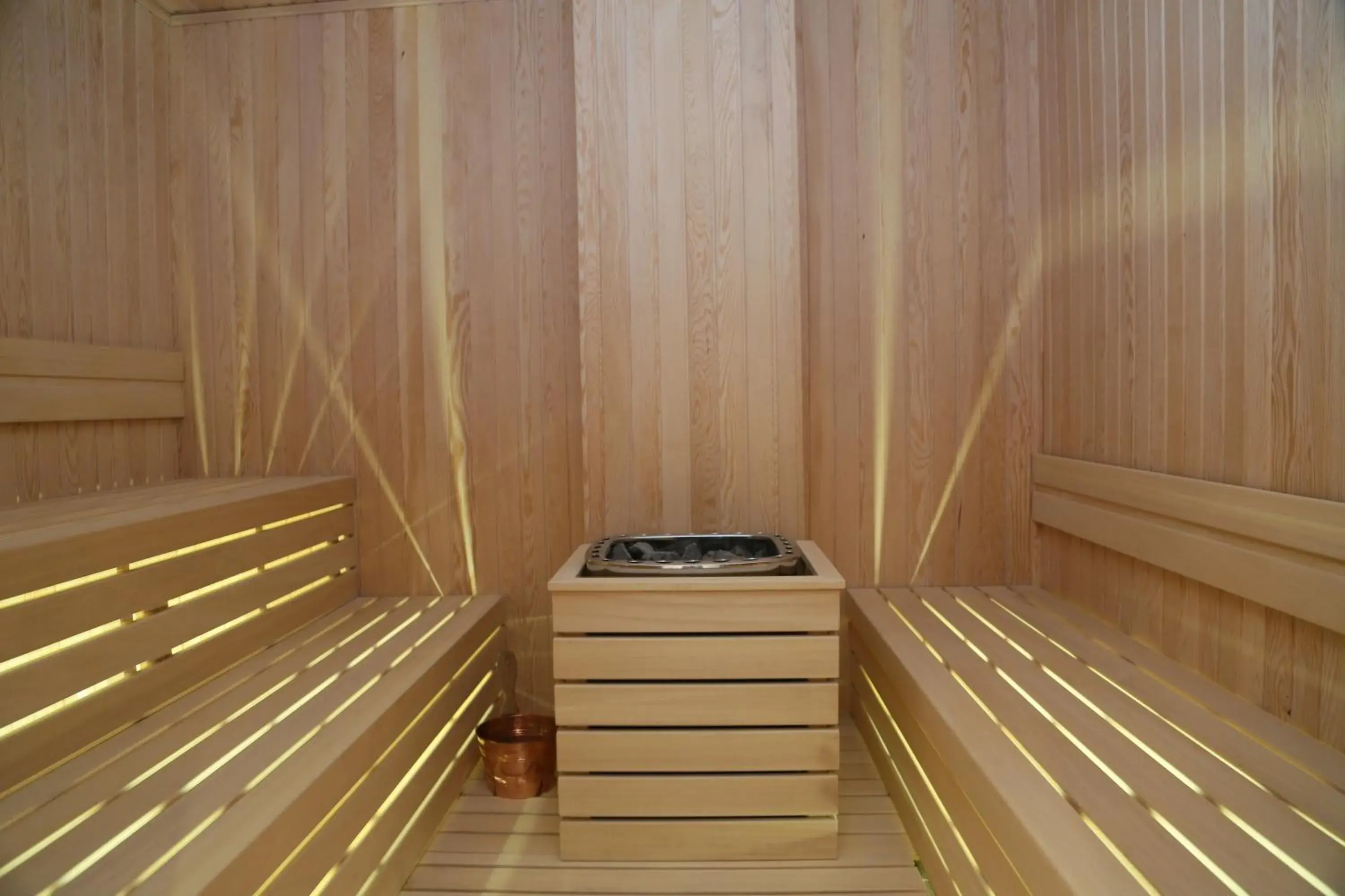 Spa and wellness centre/facilities in Ramada Hotel & Suites Sisli Spa and wellness centre/facilities in Ramada Hotel & Suites Sisli