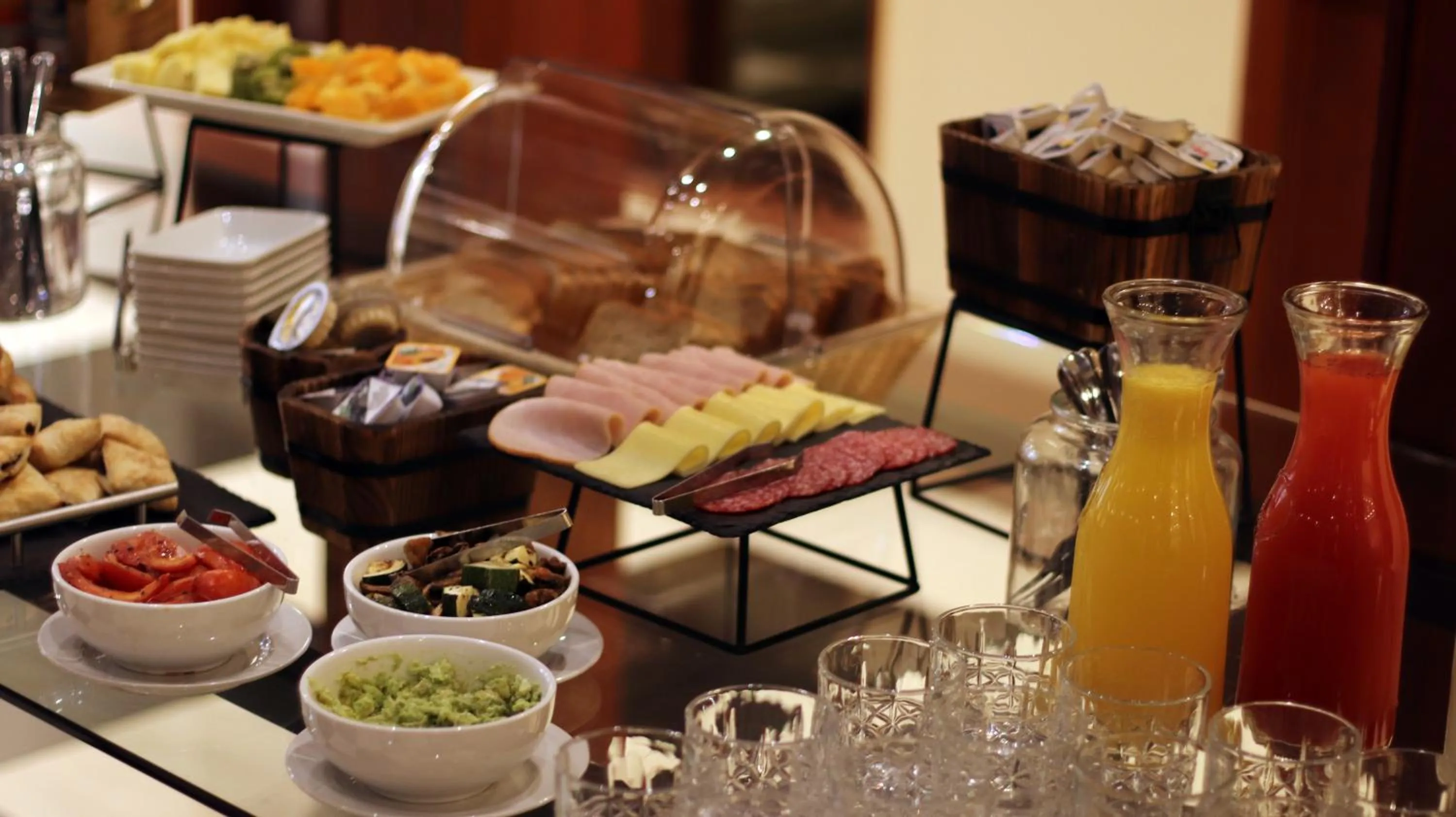 Buffet breakfast in Concha y Toro 33 Hotel Boutique by Nobile