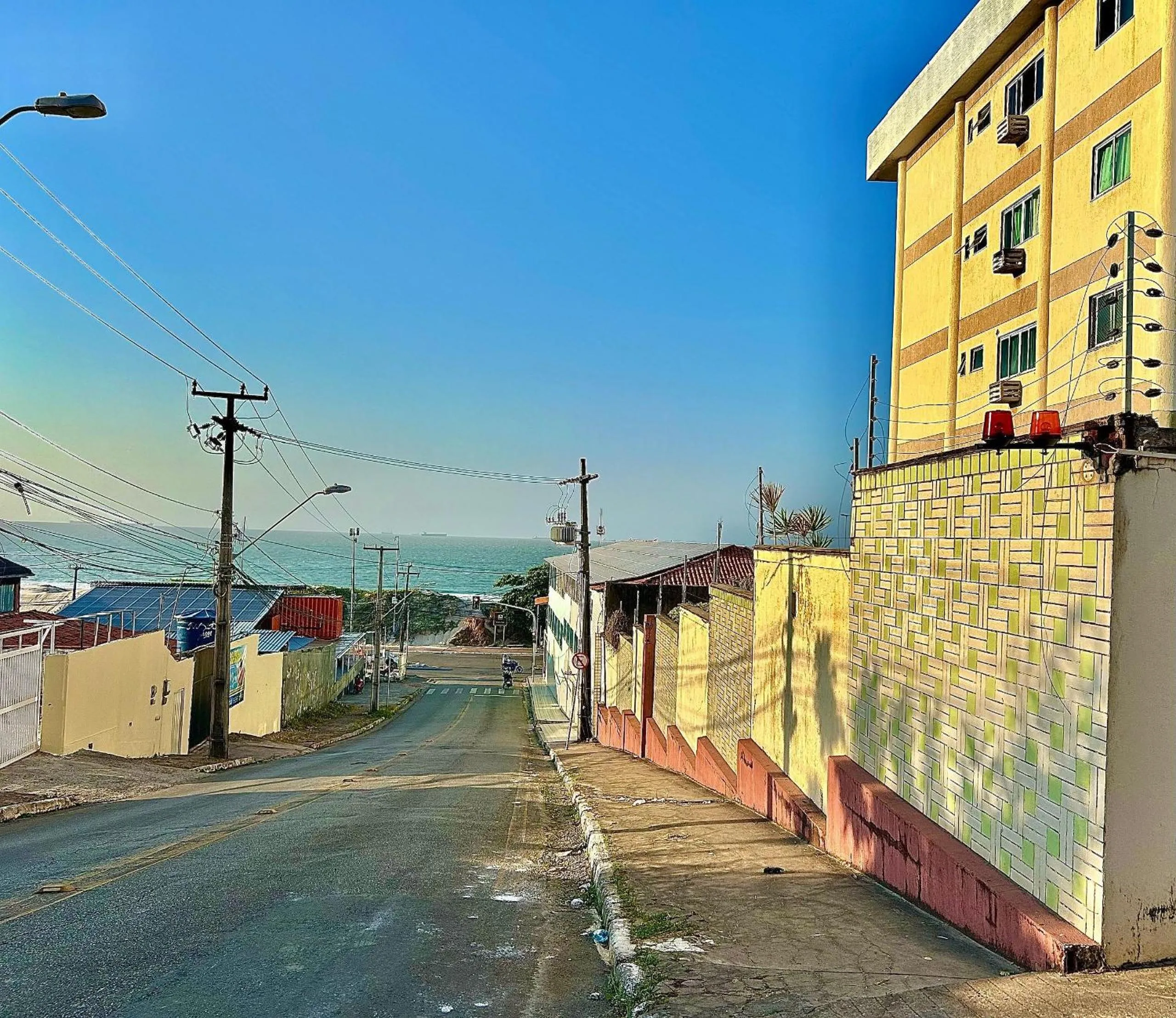 Street view in (304) Vista Mar na Praia da Litorânea