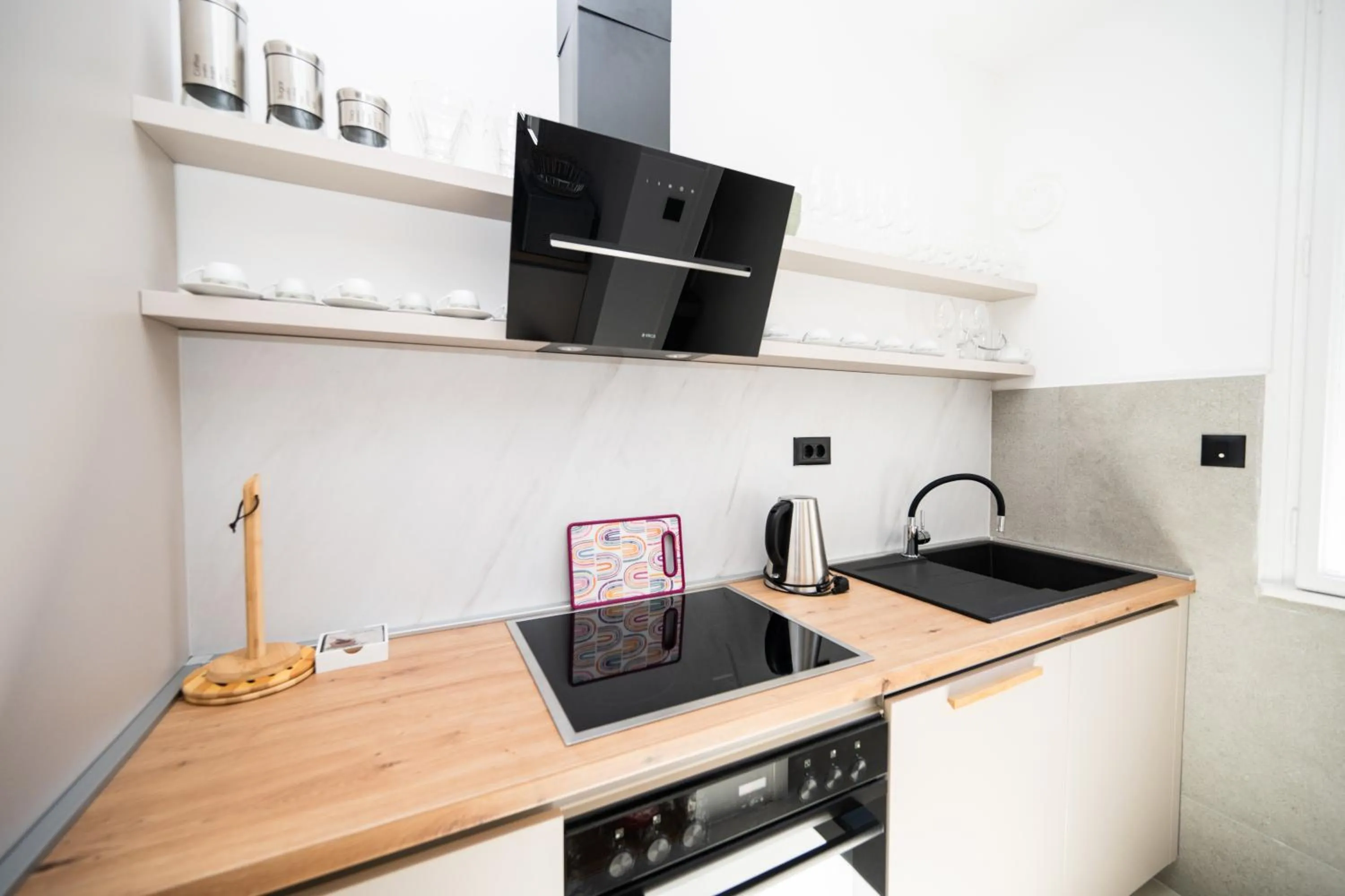Design 150m2 Three-Bedroom Apartment - Titova Street