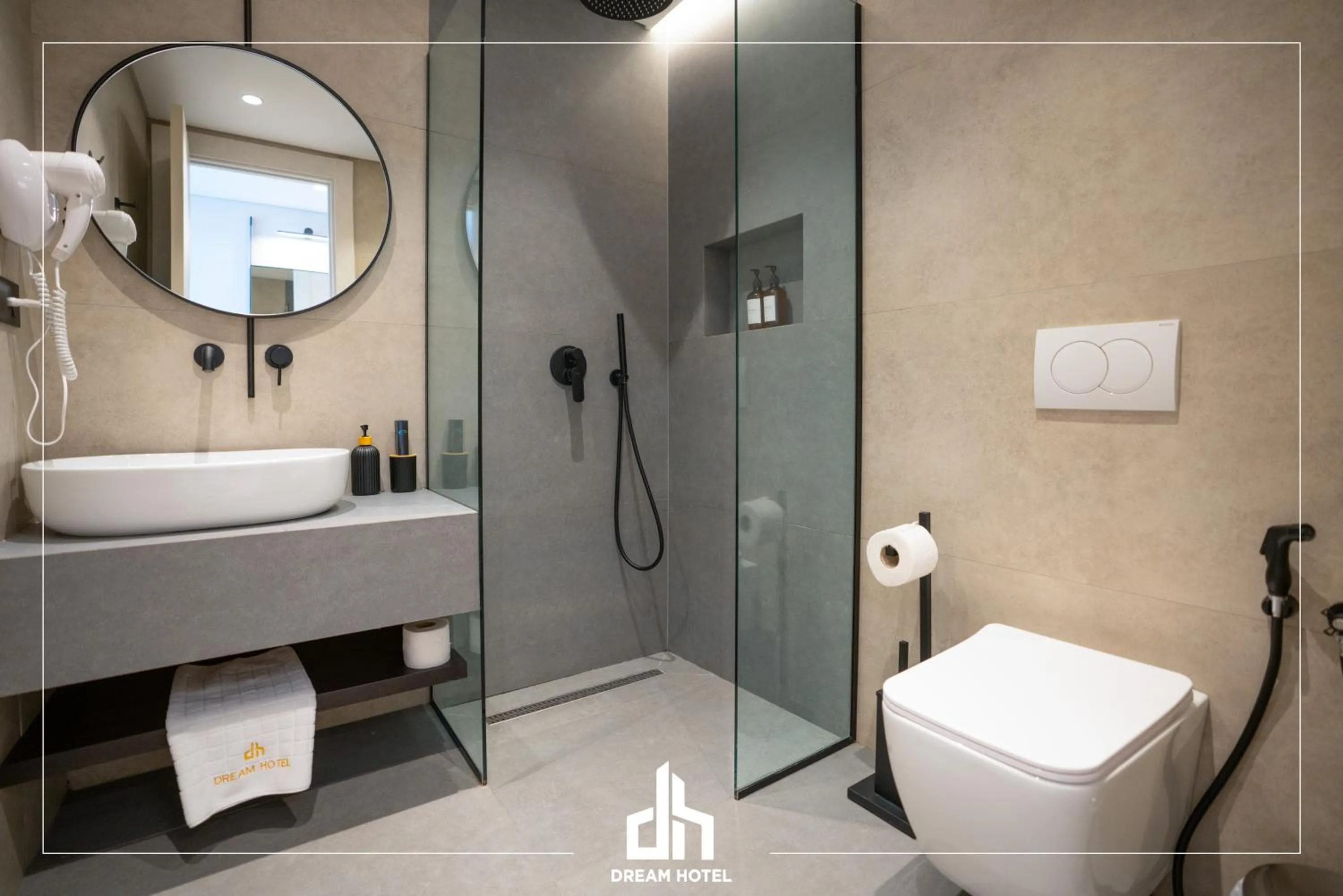 Bathroom in DREAM HOTEL SARANDA