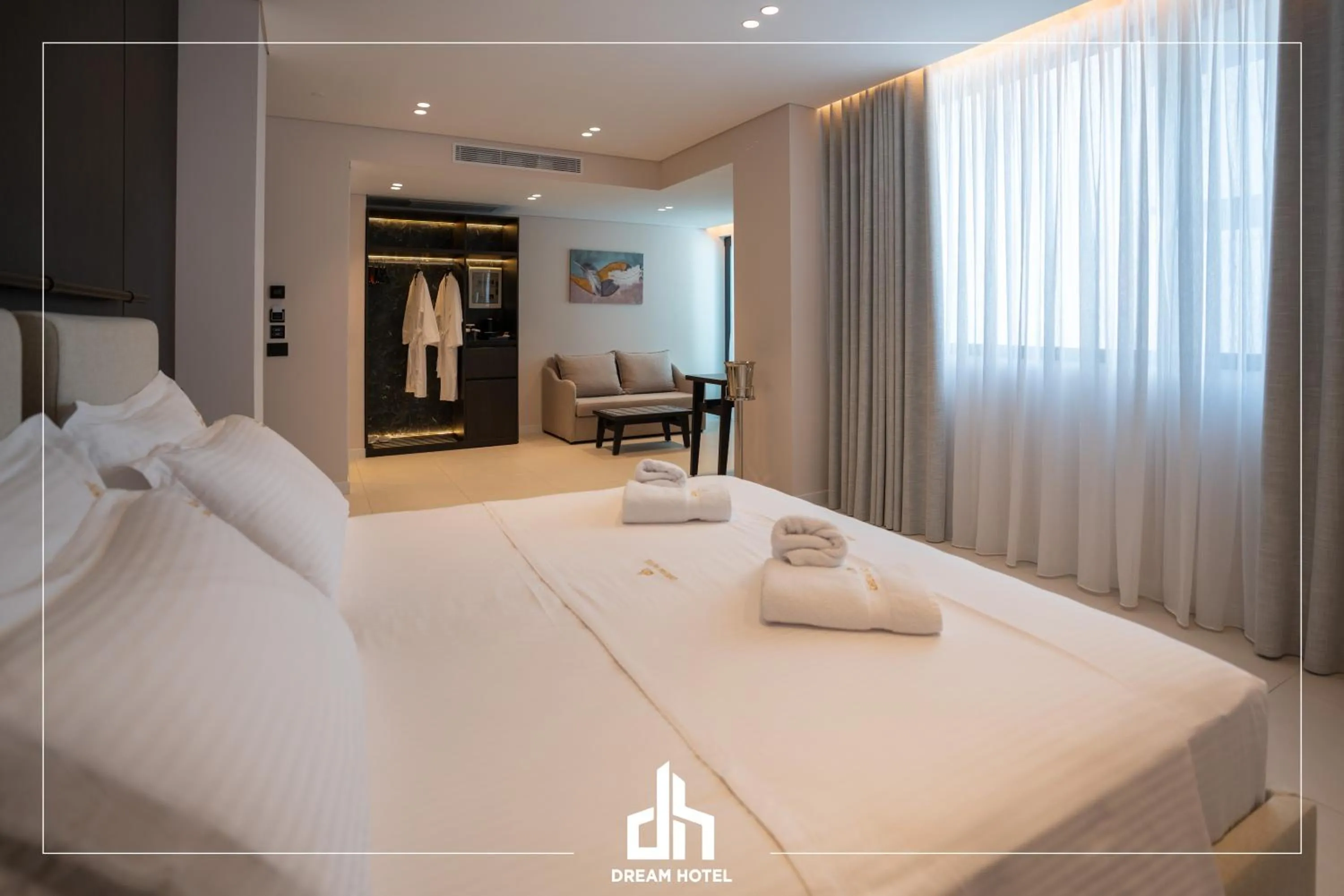 Photo of the whole room, Bed in DREAM HOTEL SARANDA