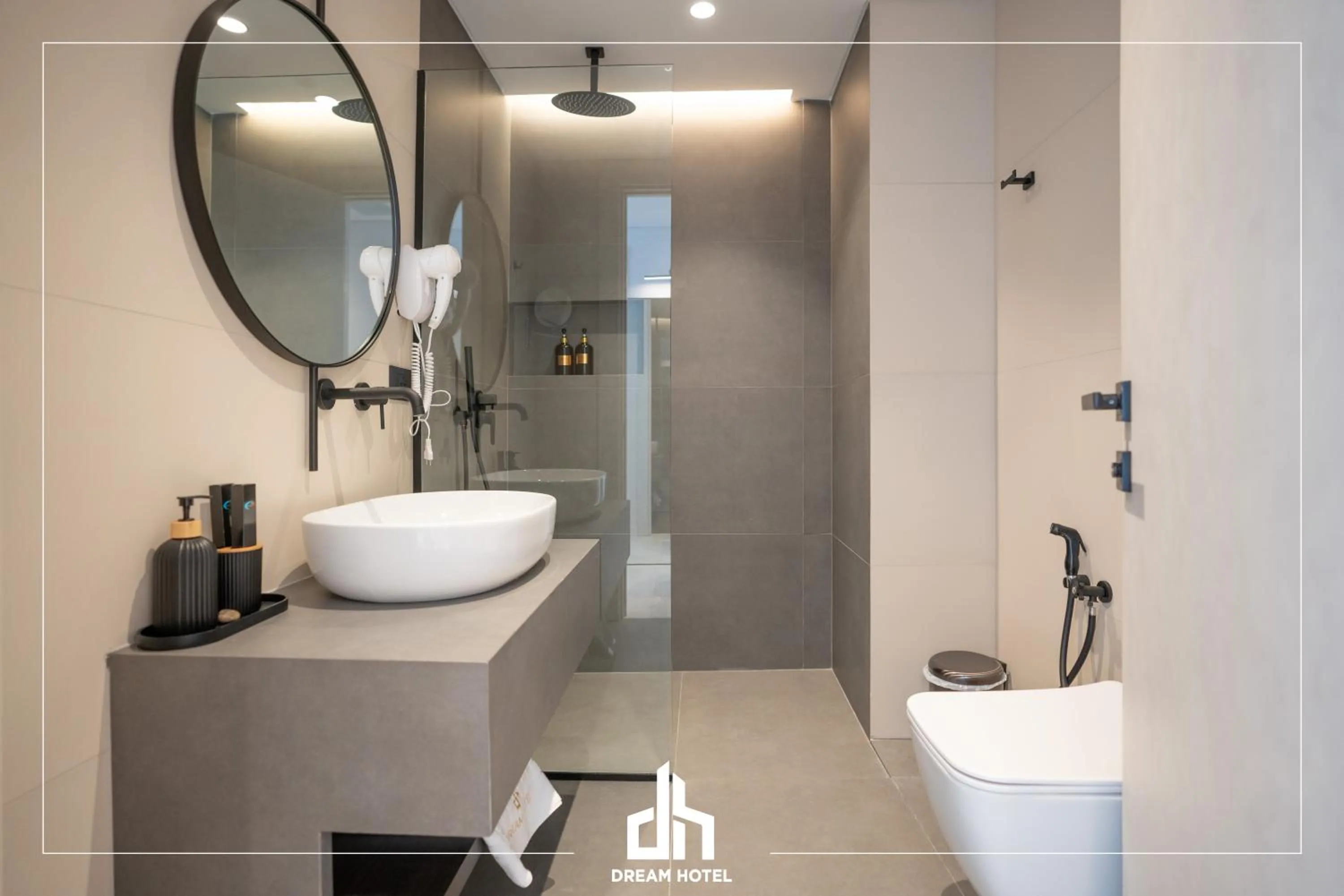 Bathroom in DREAM HOTEL SARANDA