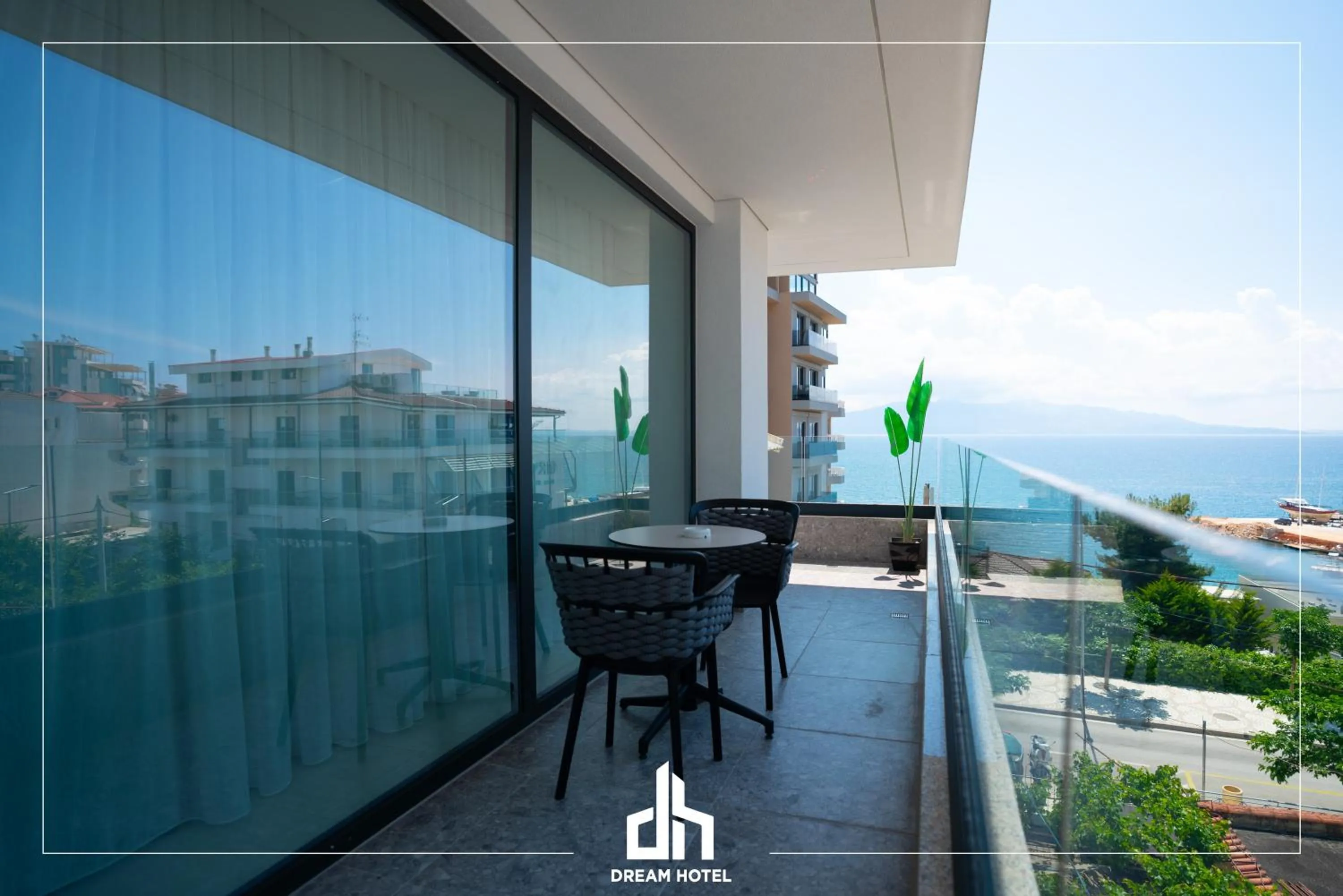 Balcony/Terrace in DREAM HOTEL SARANDA