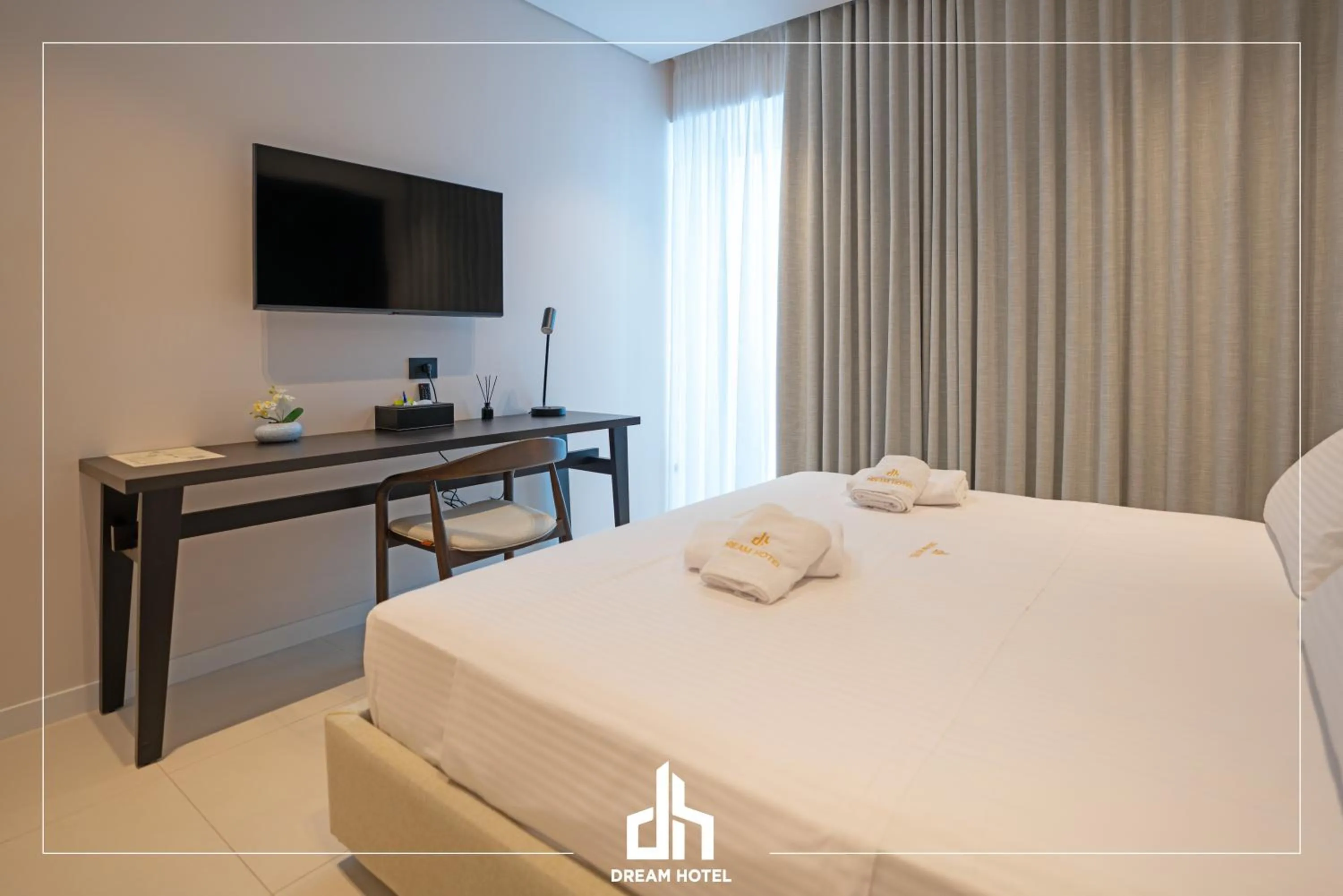 Bedroom, Bed in DREAM HOTEL SARANDA