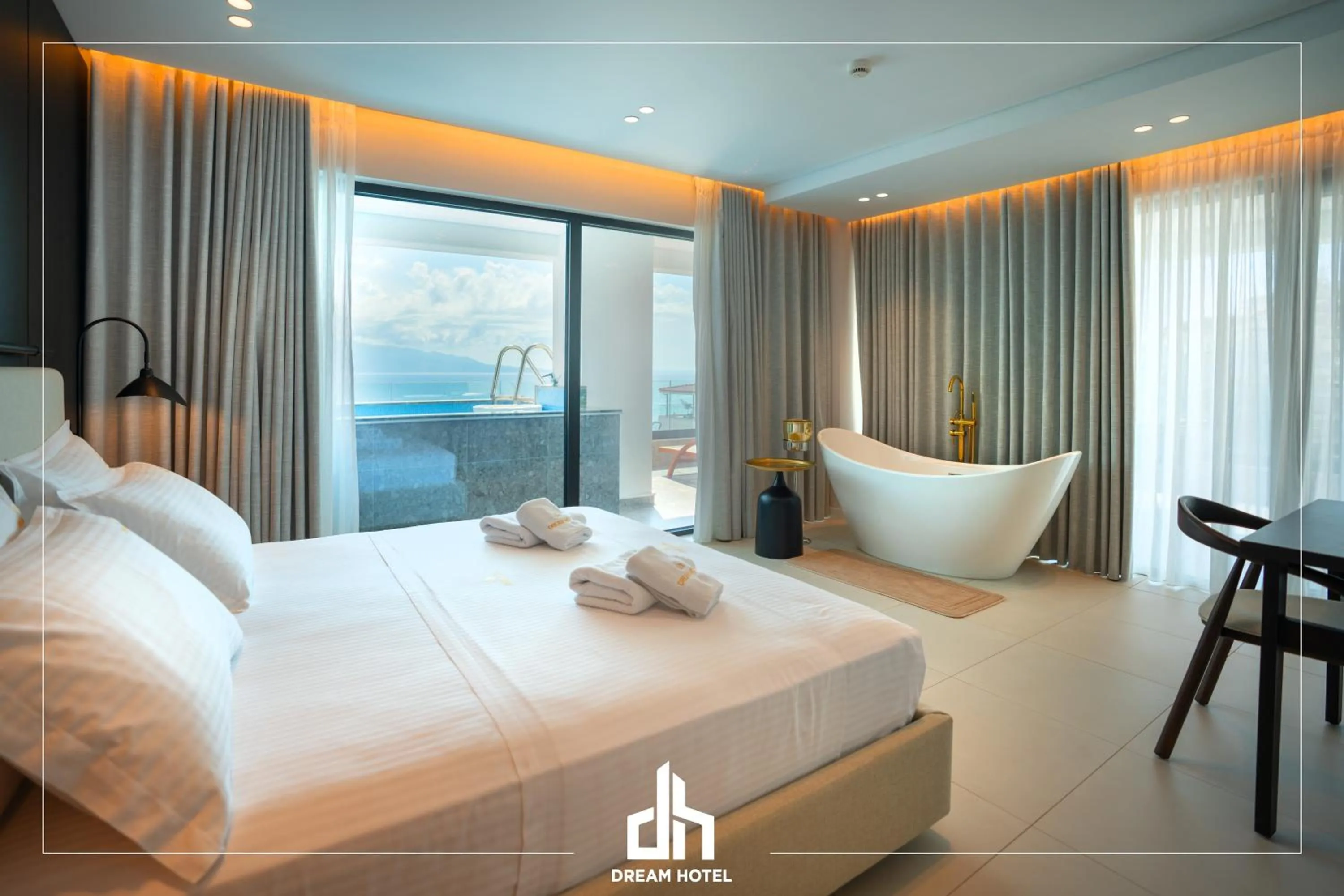 Bedroom, Bed in DREAM HOTEL SARANDA