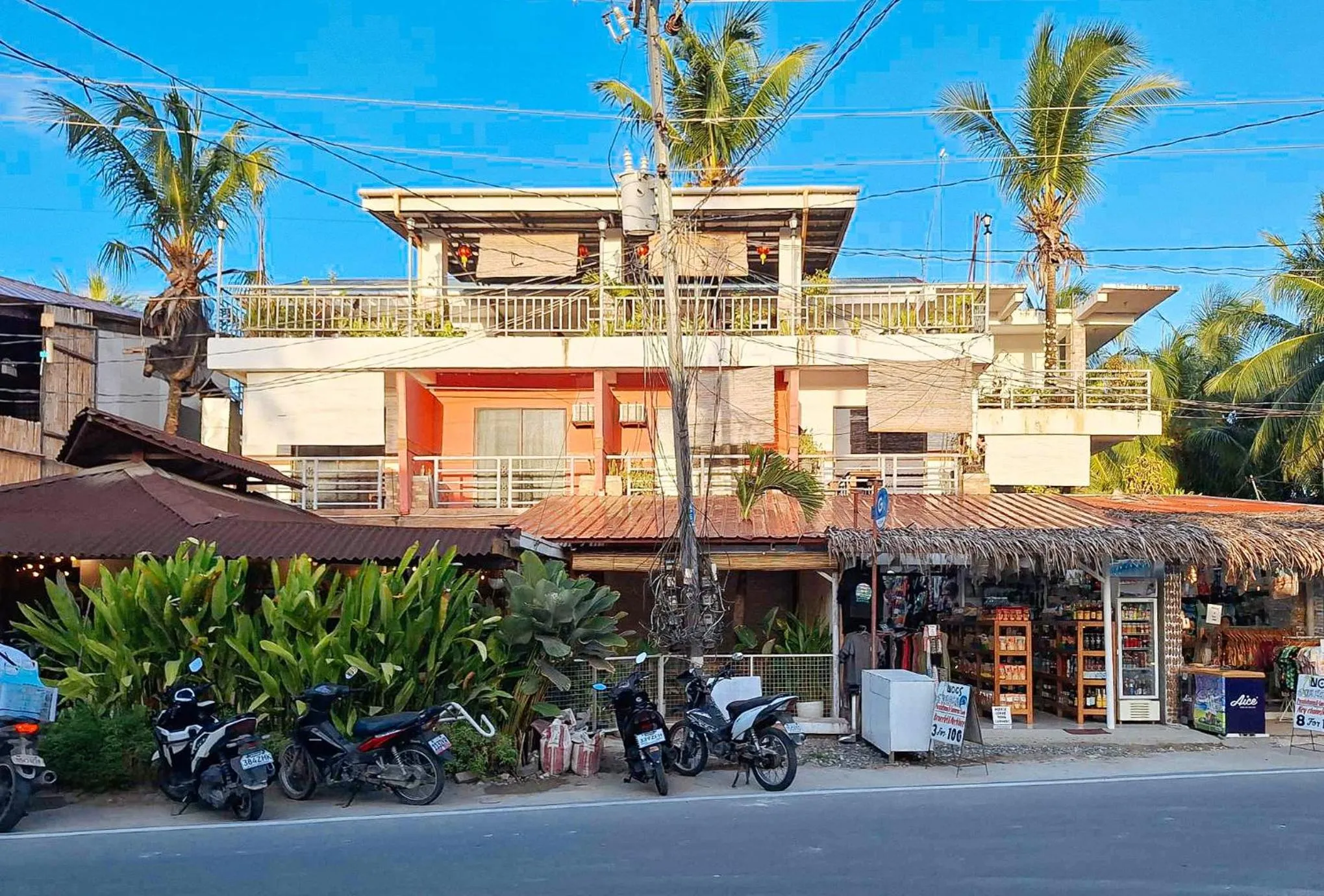 RedDoorz @ Hergem Siargao Inn