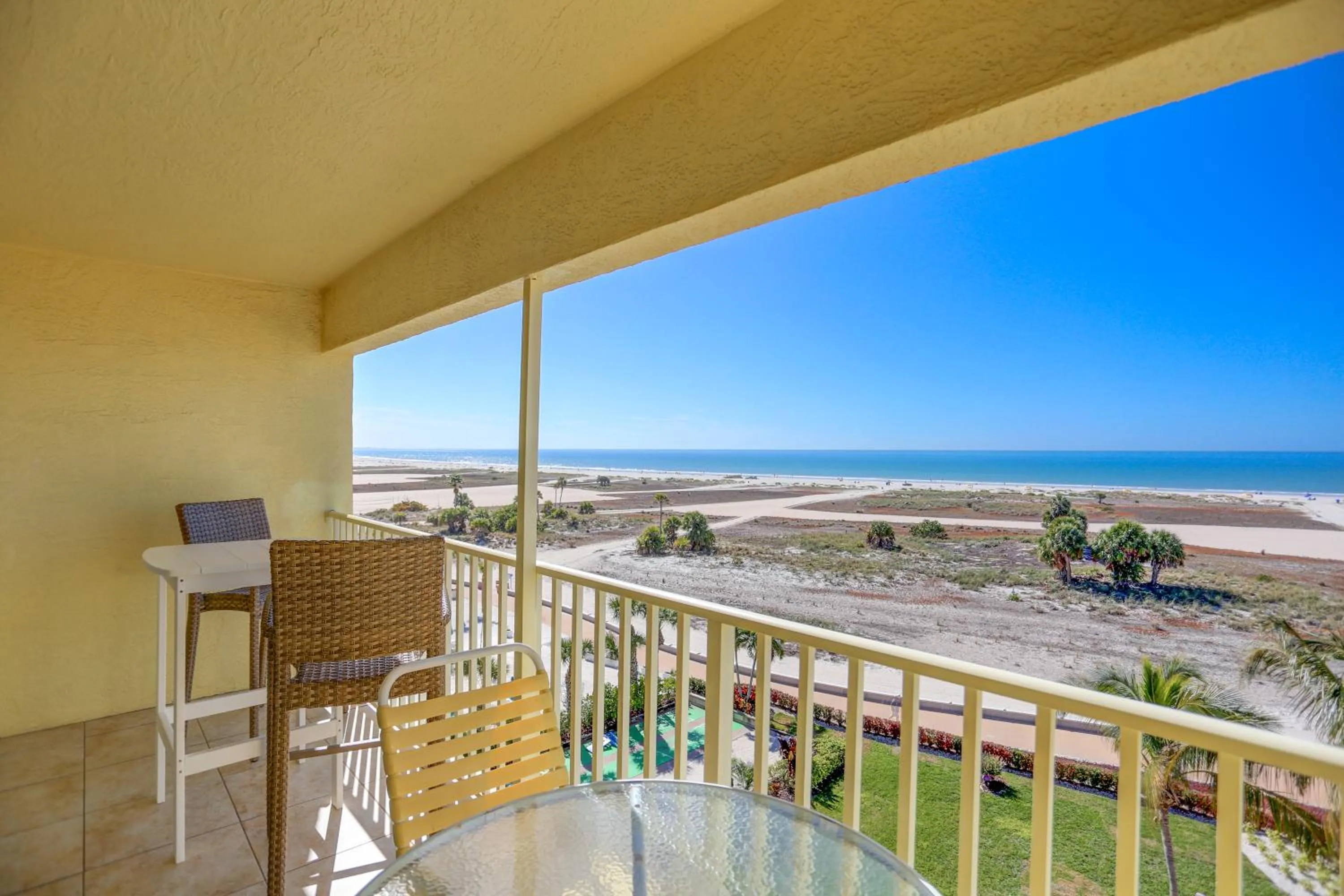 South Beach Condo Hotel by Travel Resort Services, Inc.