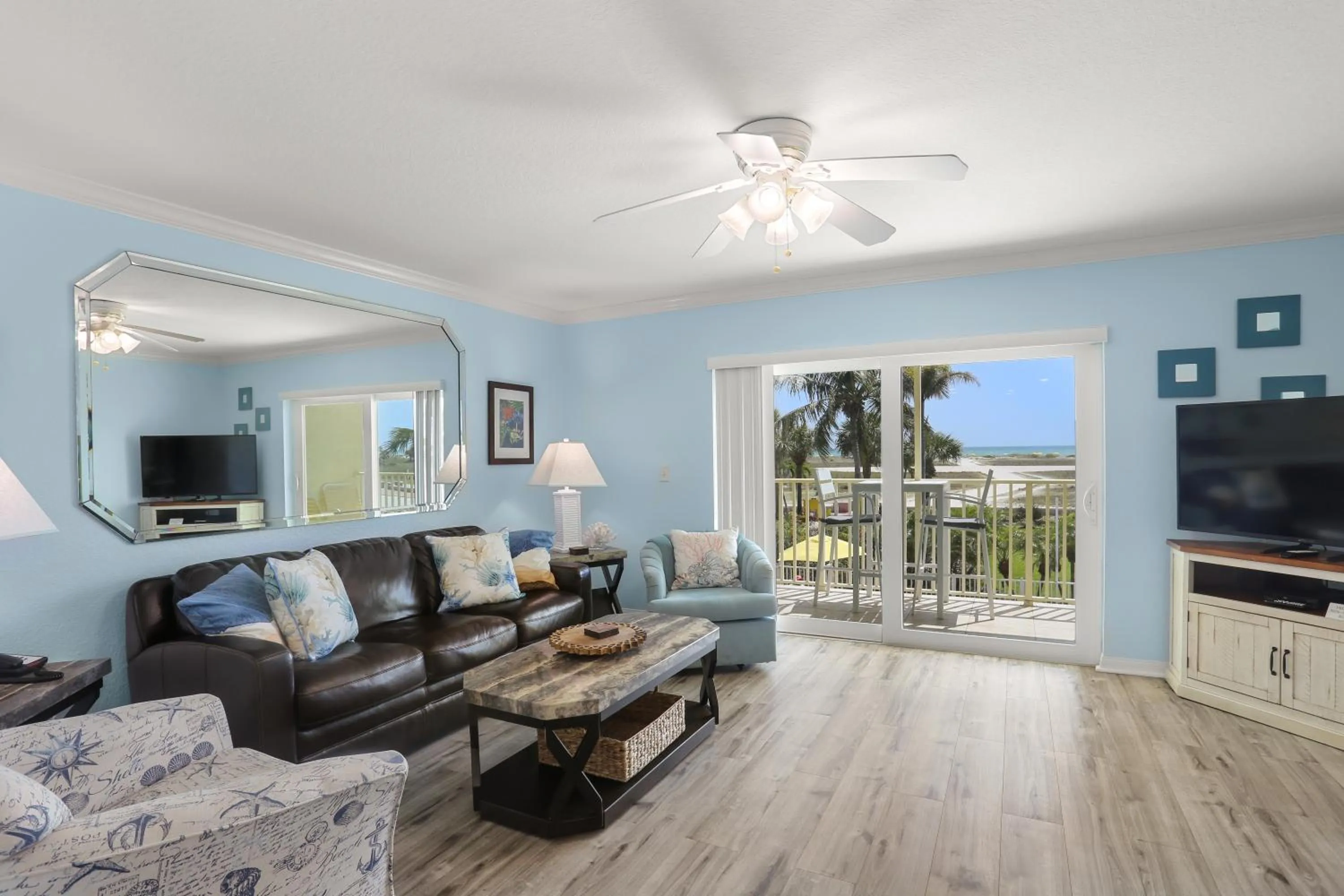 South Beach Condo Hotel by Travel Resort Services, Inc.