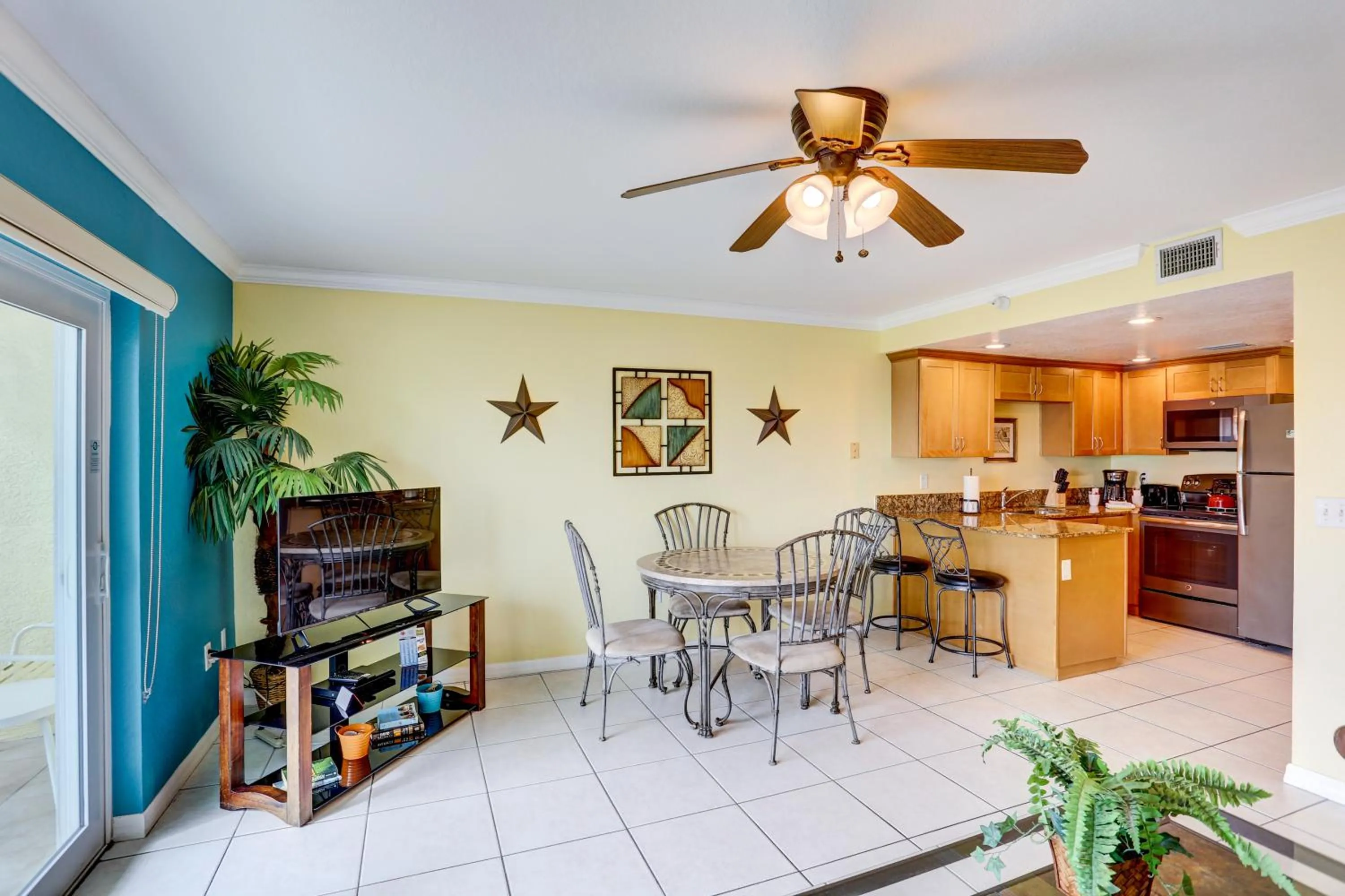 South Beach Condo Hotel by Travel Resort Services, Inc.