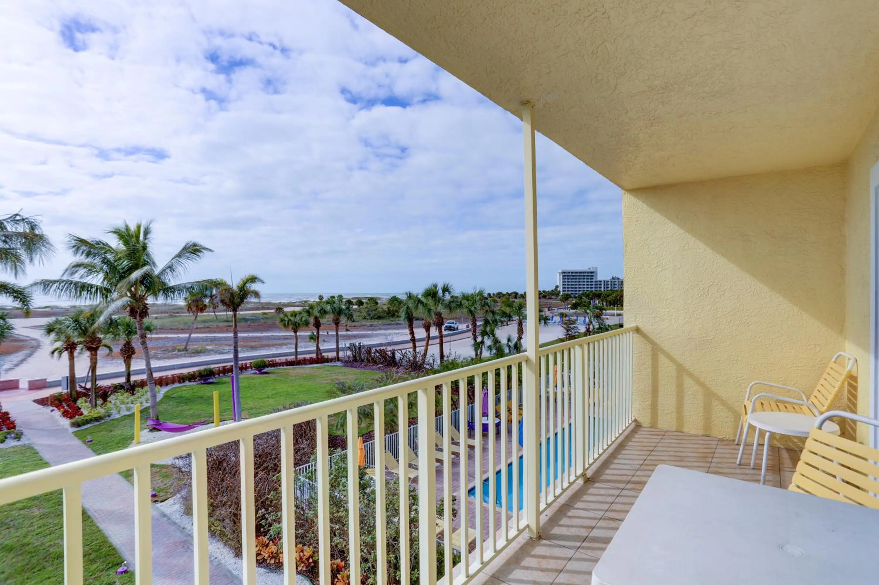 South Beach Condo Hotel by Travel Resort Services, Inc.