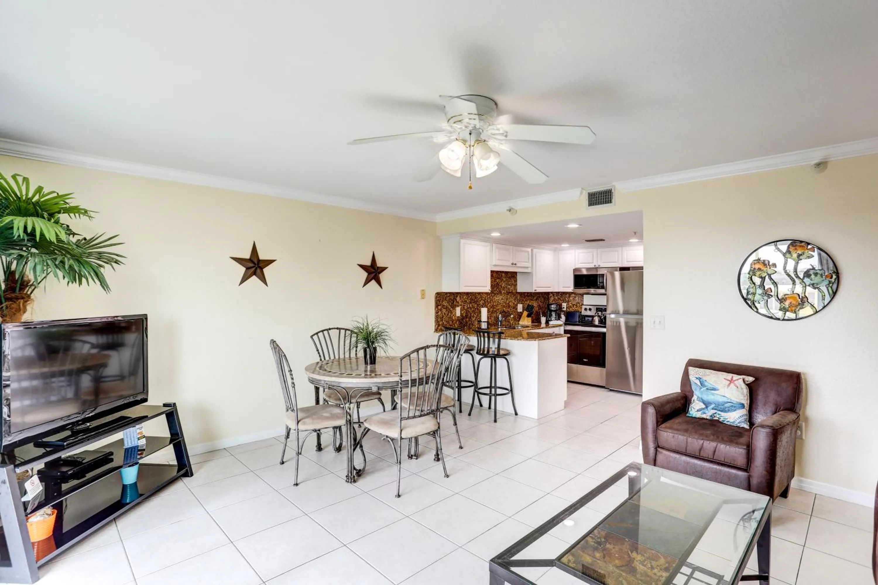 South Beach Condo Hotel by Travel Resort Services, Inc.