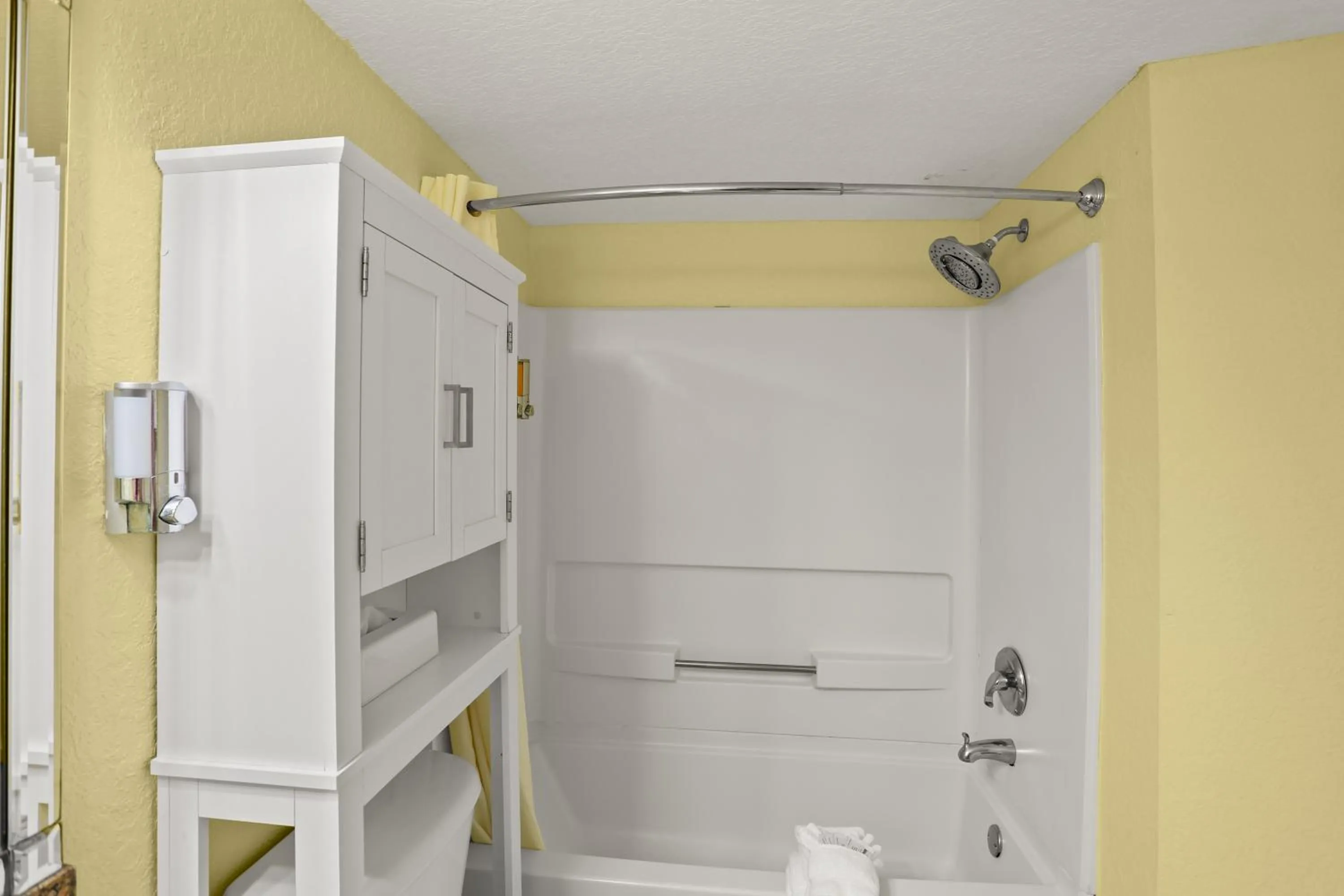 South Beach Condo Hotel by Travel Resort Services, Inc.