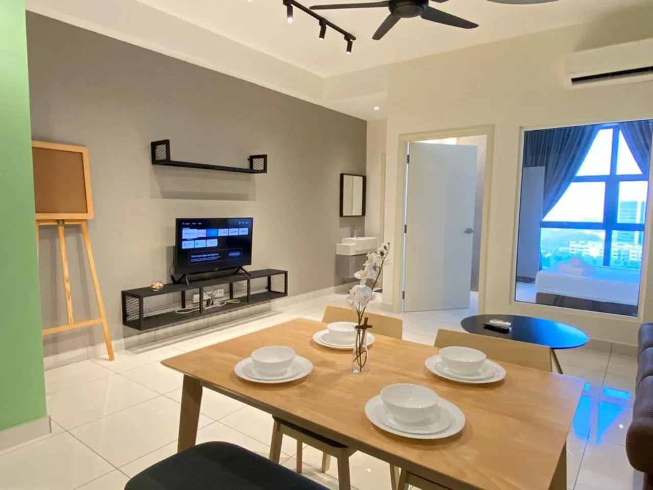 Deluxe Studio in VALENTINA SUITES @ ARTE MONT KIARA