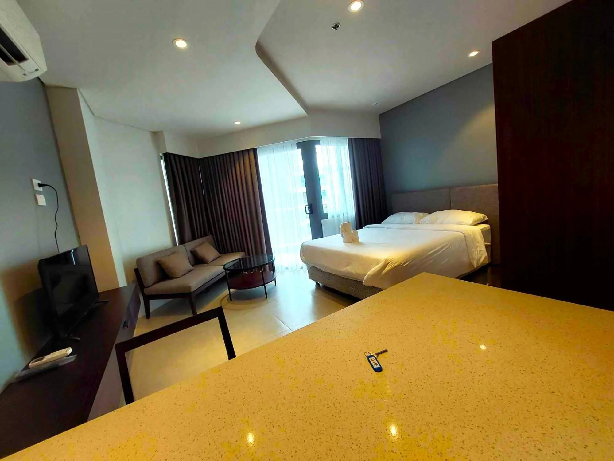 Condo in Tambuli Seaside Living Resort Lapulapu Cebu