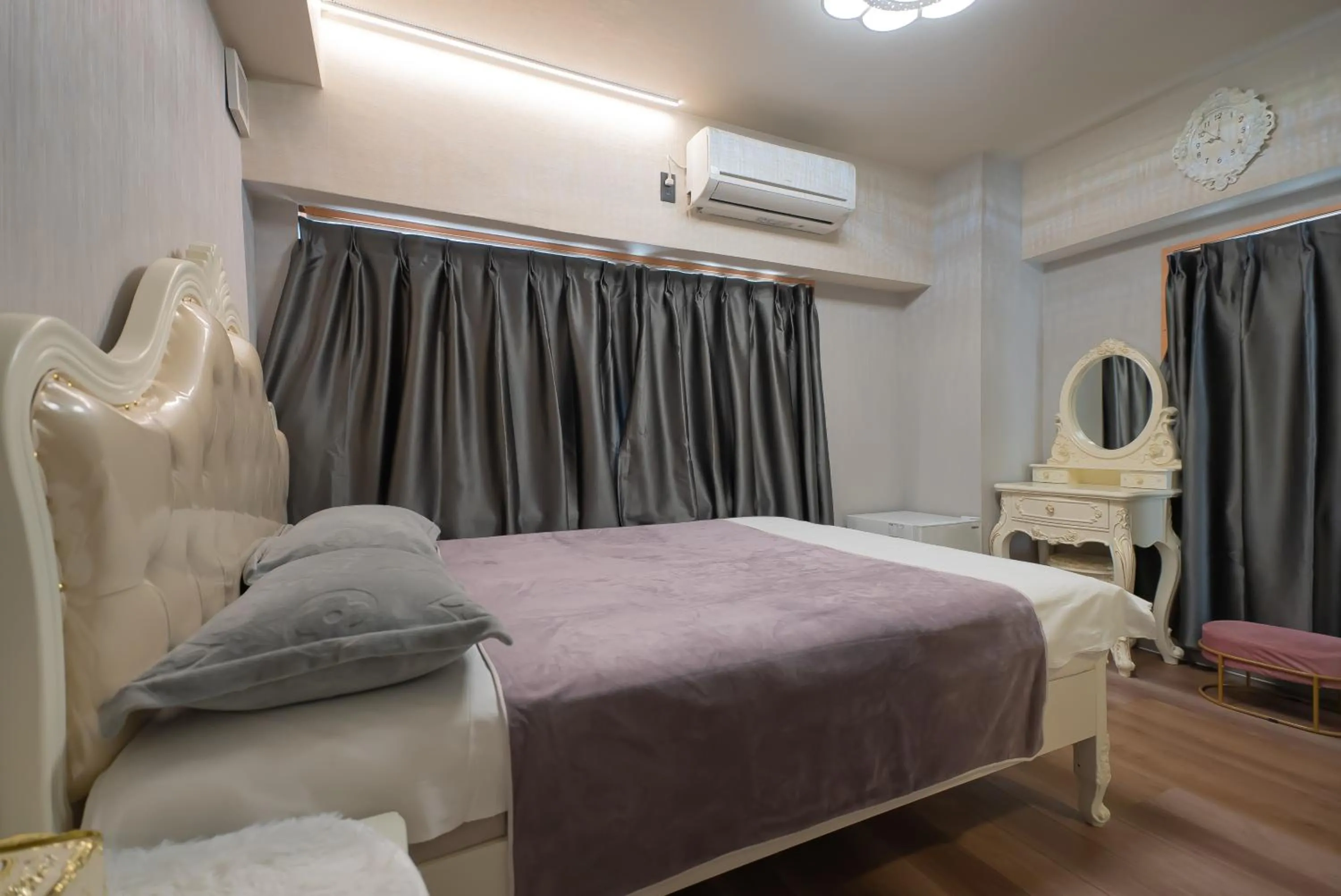 Bed in AKARENGA house