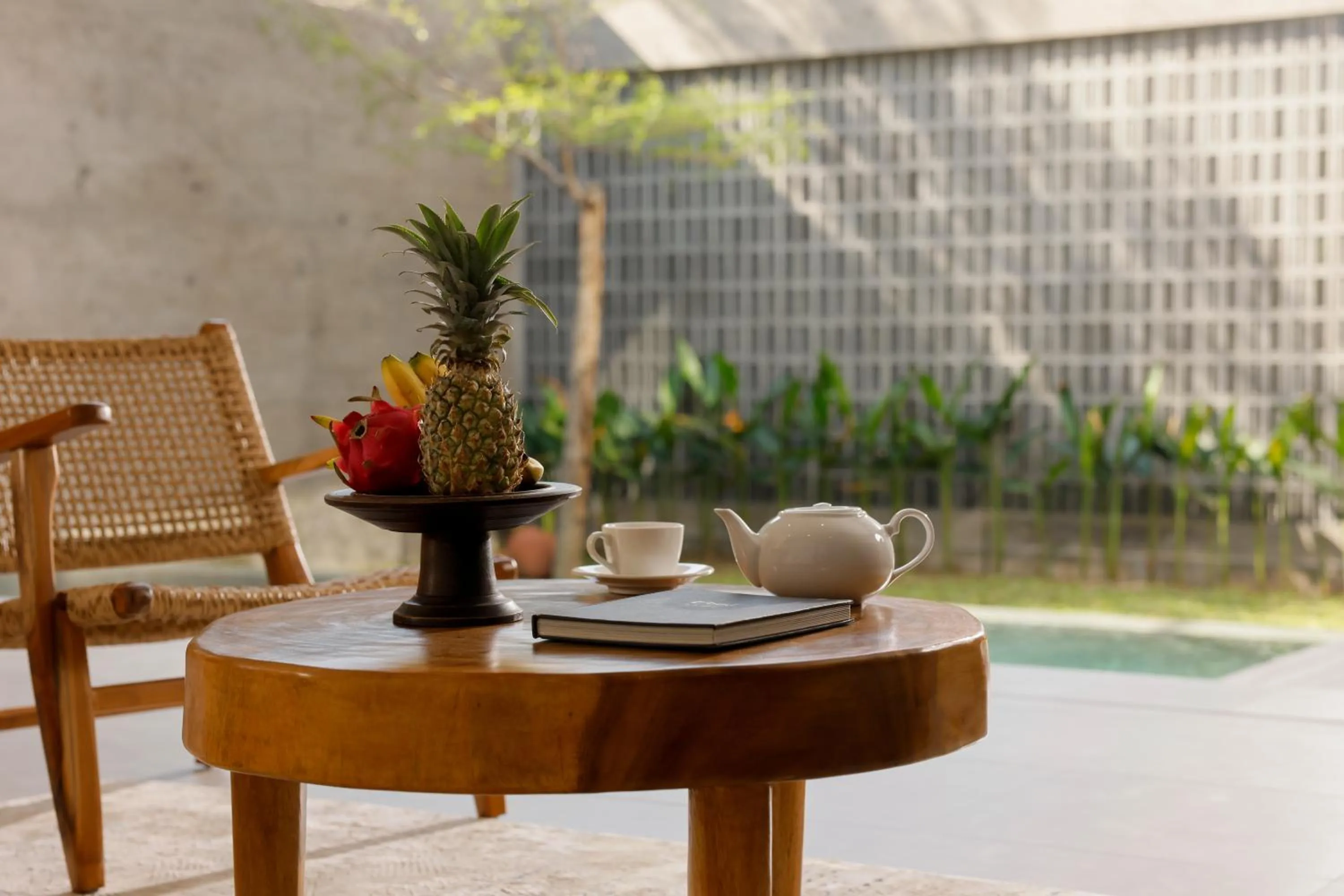 Living room in Pulang Villas Pererenan by Nakula