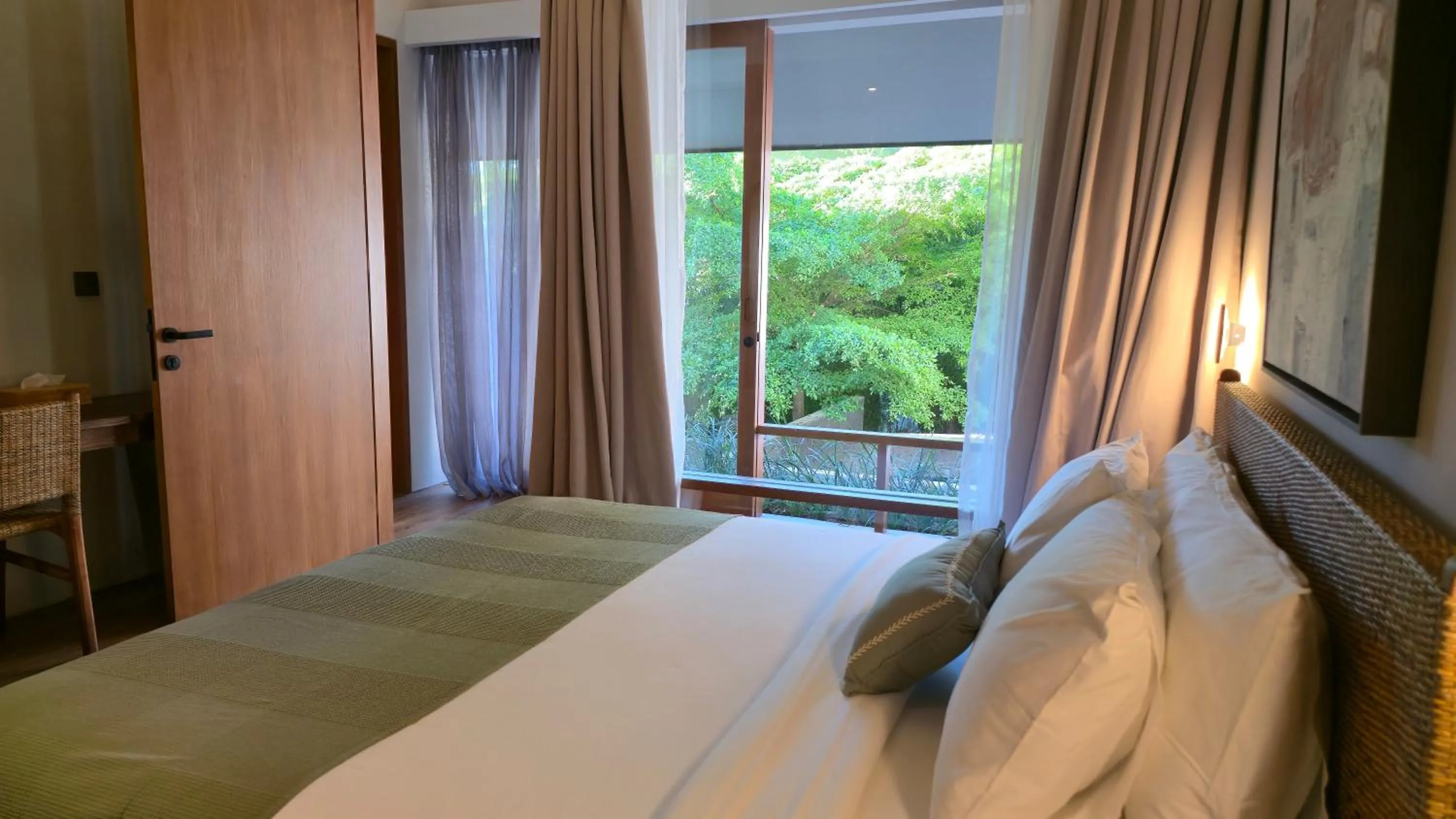 Bed in Pulang Villas Private Pool, Pererenan