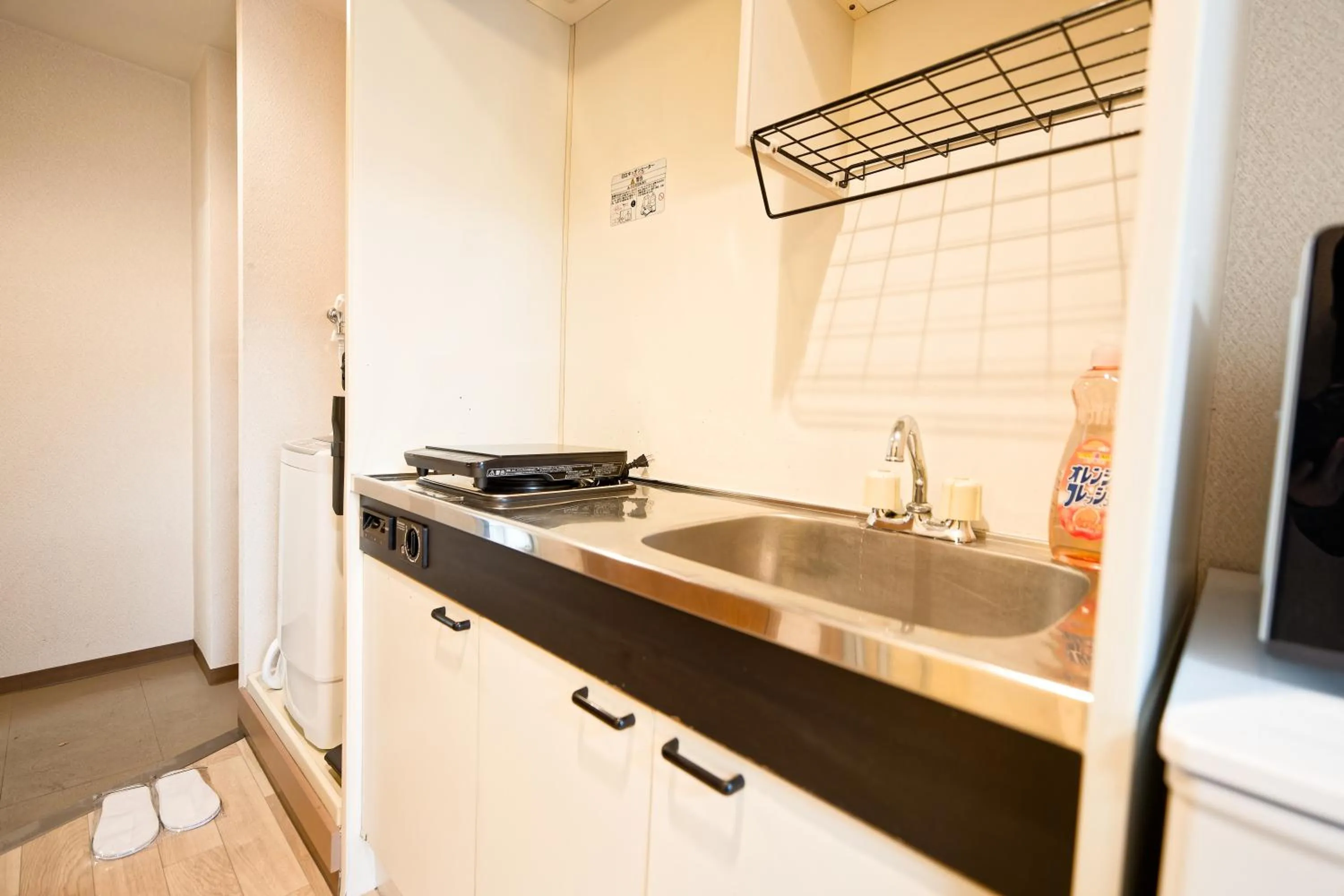 Shinjuku Waseda Earthtone Apartment