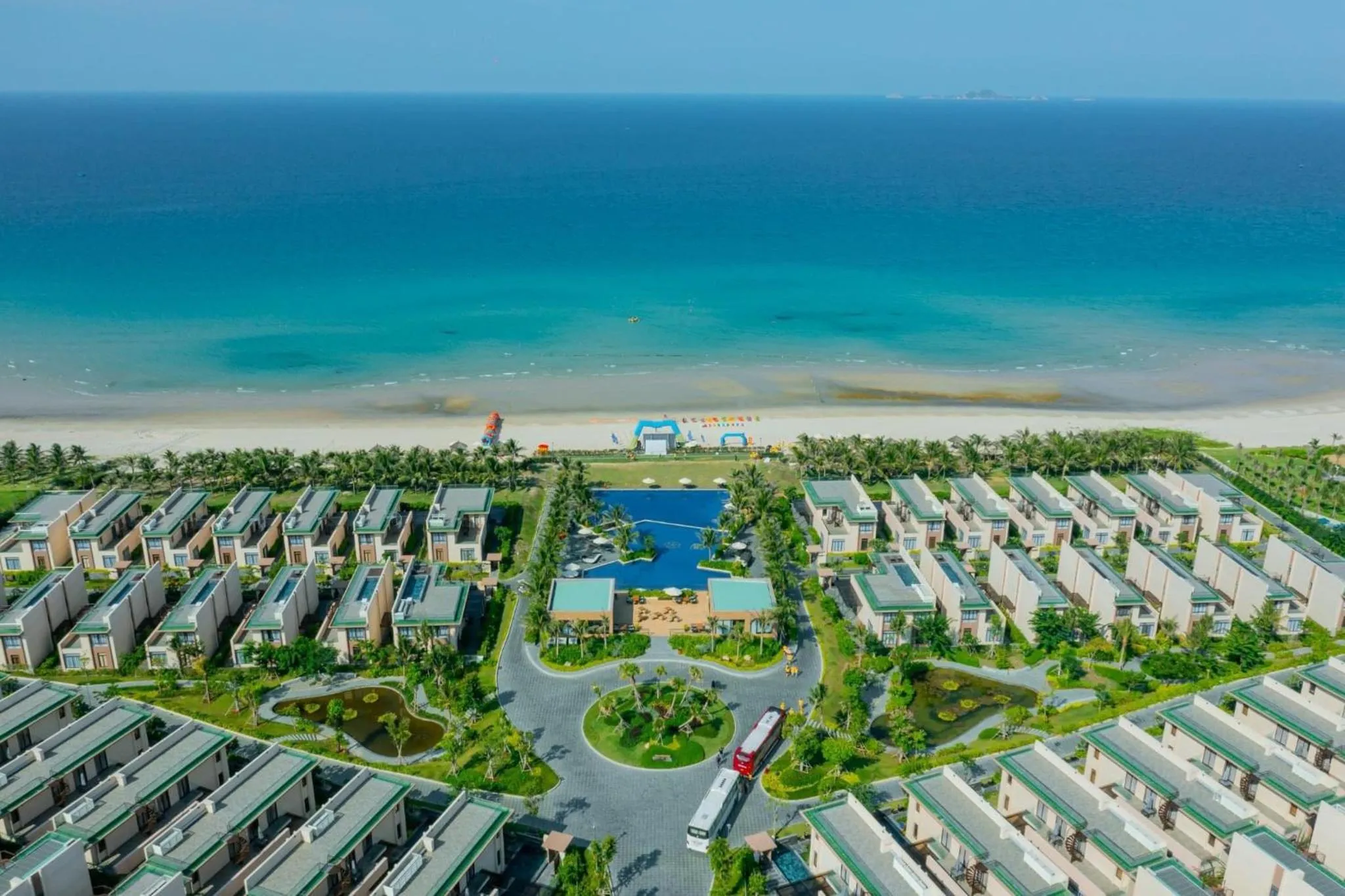 Property building in Seascape Villas In Long Beach Cam Ranh