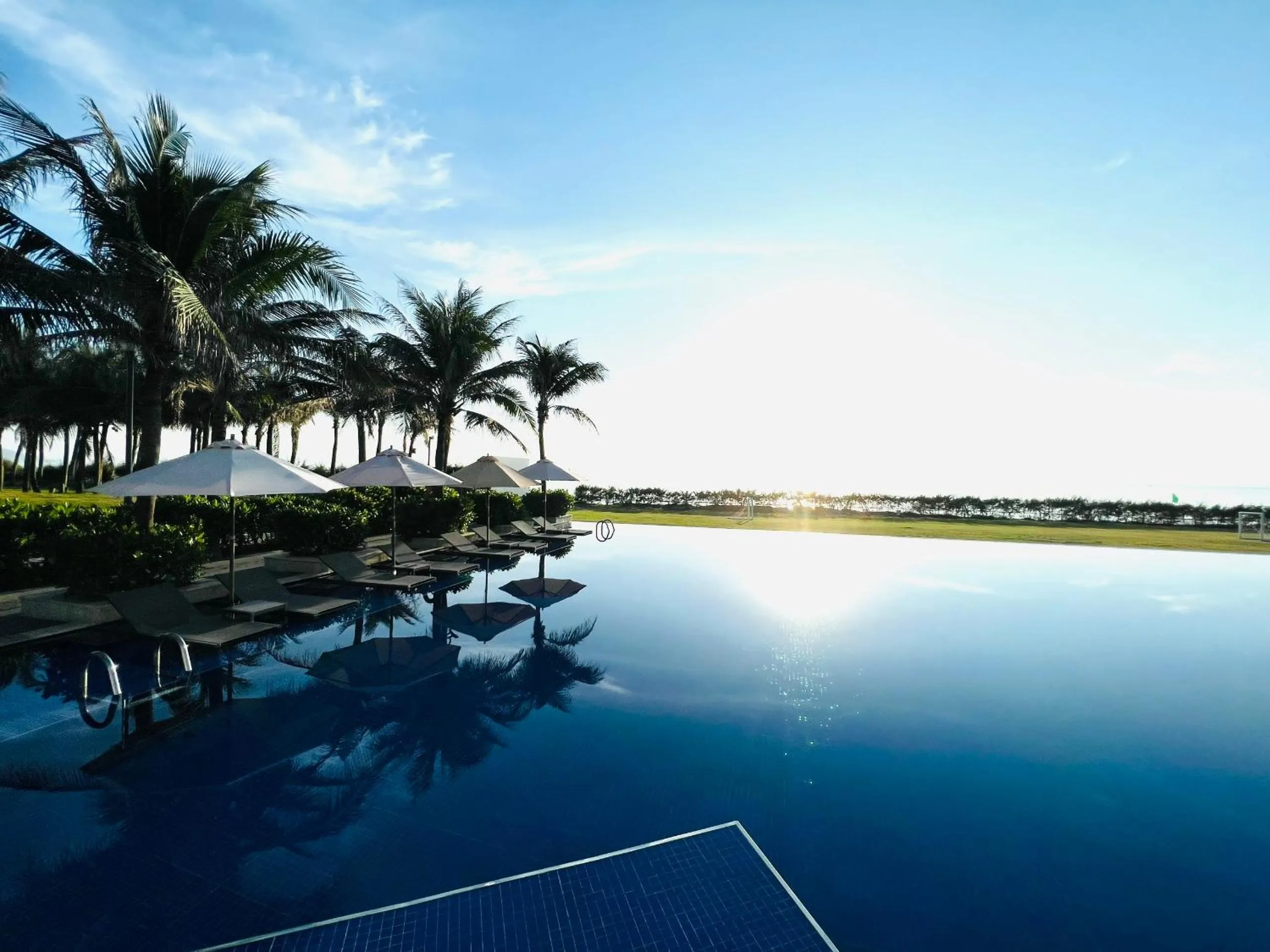 Pool view in Seascape Villas In Long Beach Cam Ranh