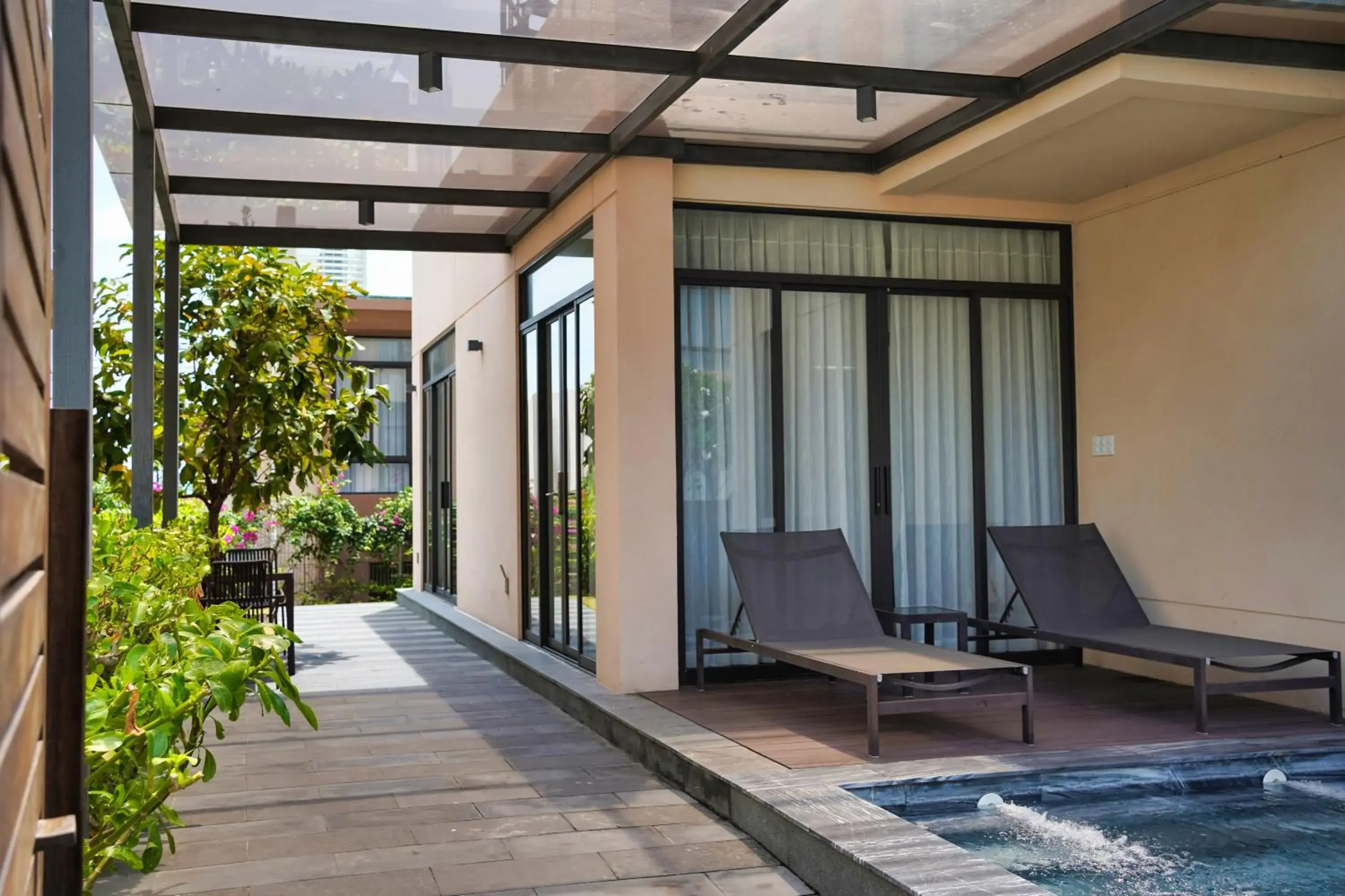 Swimming pool in Seascape Villas In Long Beach Cam Ranh Swimming pool in Seascape Villas In Long Beach Cam Ranh