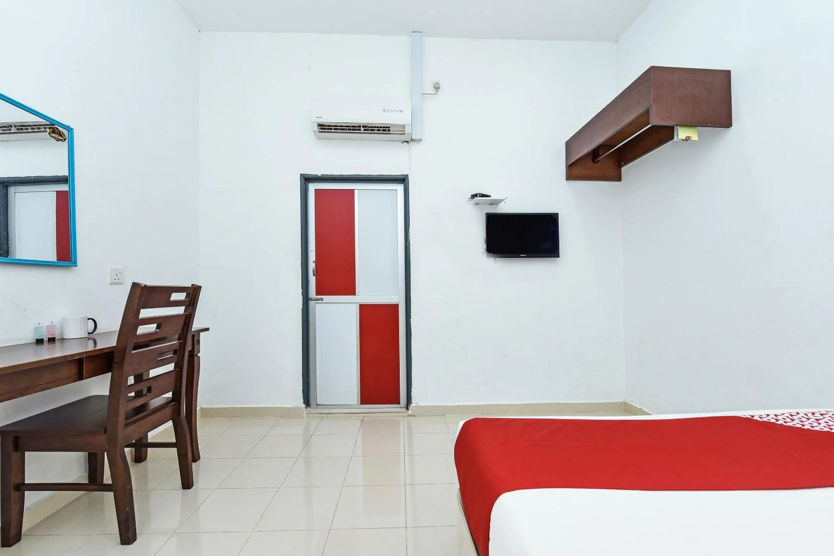 Bedroom in Hotel O Senyum Inn