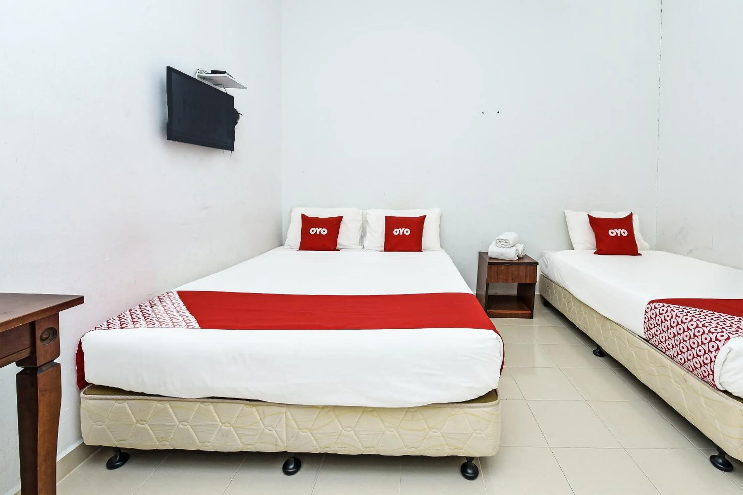 Bedroom in Hotel O Senyum Inn