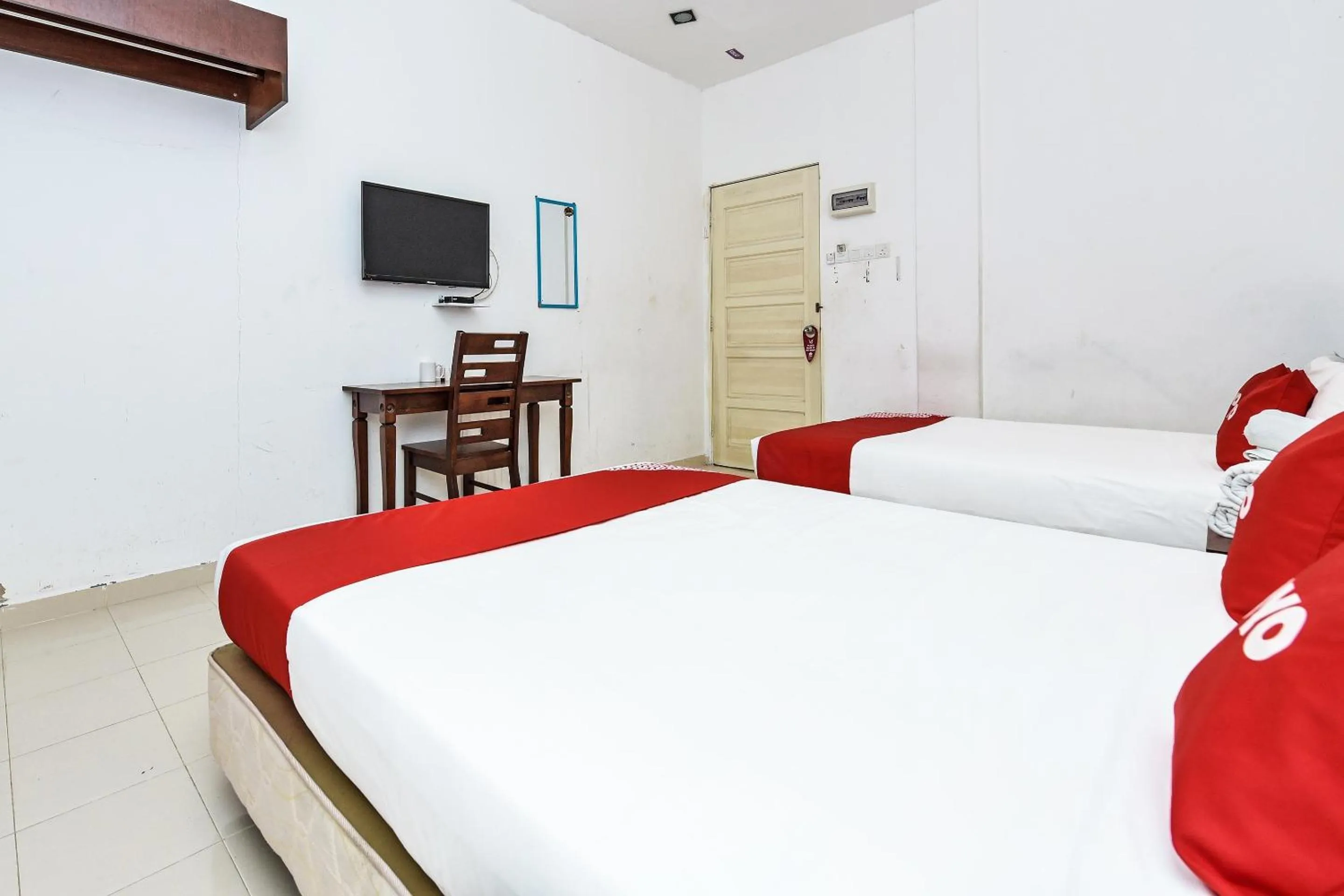 Bedroom in Hotel O Senyum Inn